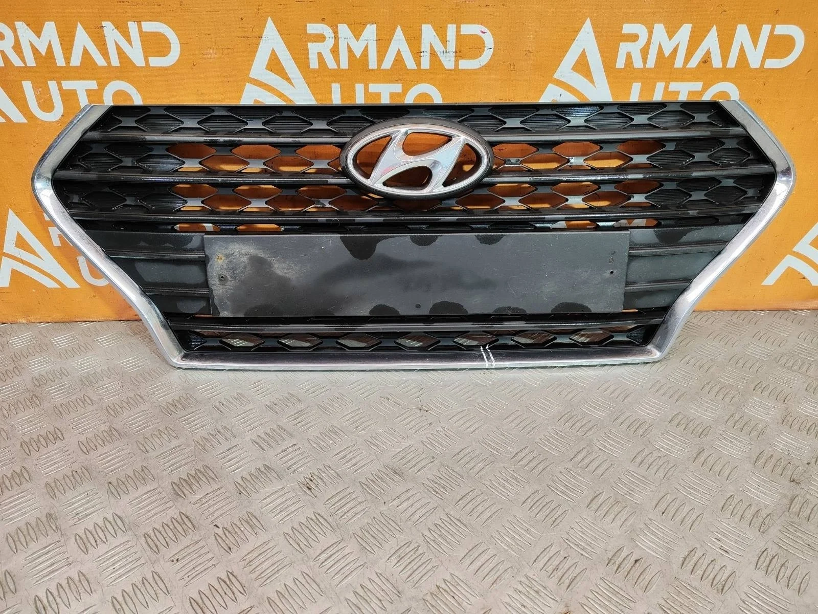 Решетка радиатора Hyundai Solaris 2017-2020