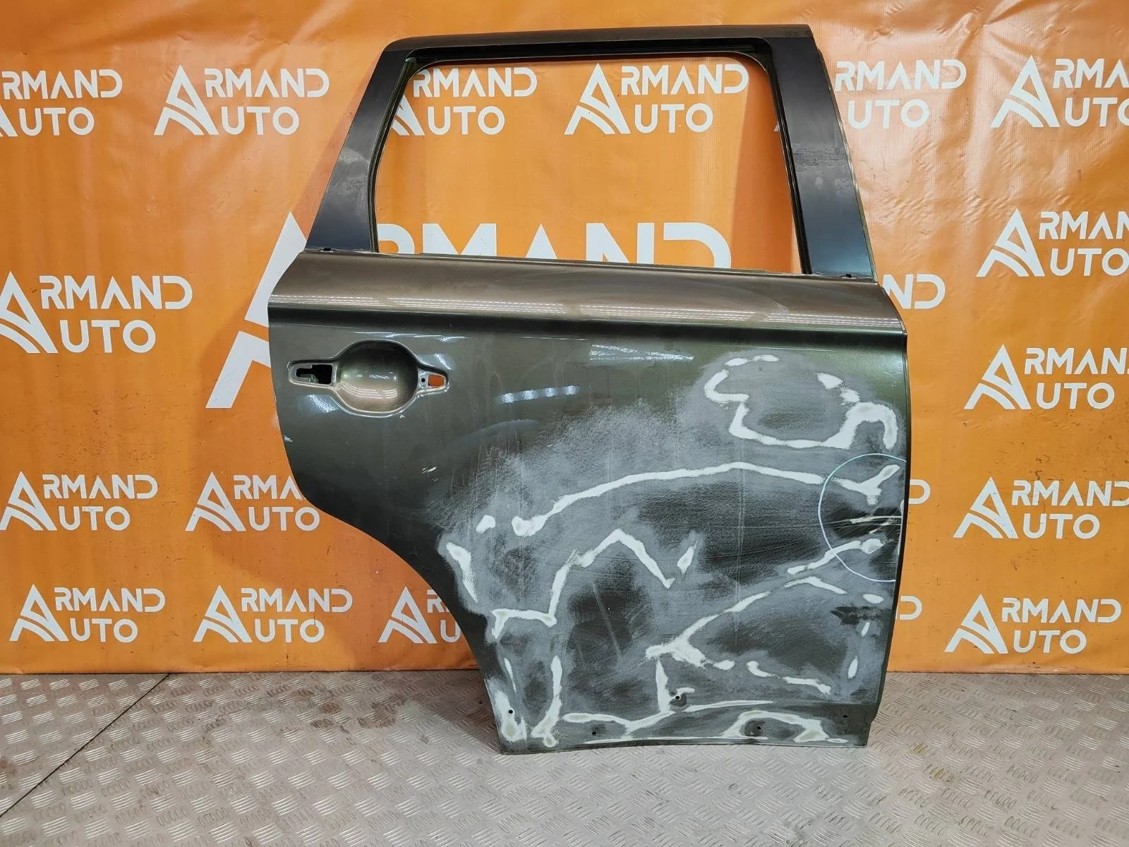 Дверь Mitsubishi Outlander 2015-нв 3