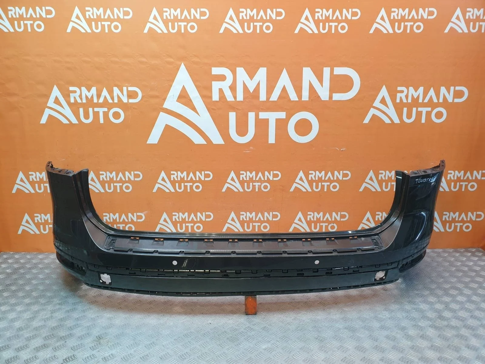 Бампер Volkswagen Touareg 2014-2018