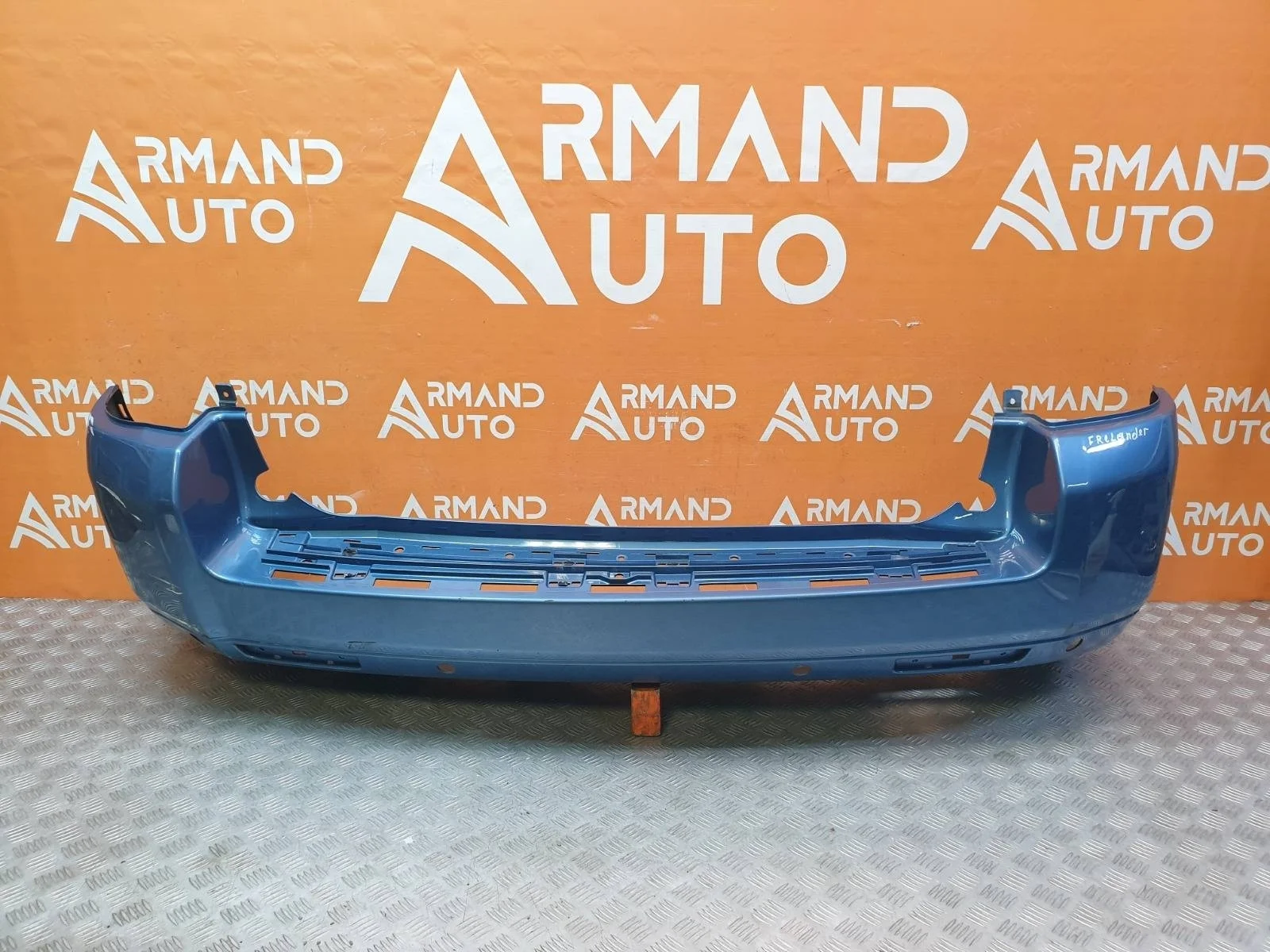 Бампер Land Rover Freelander 2006-2014