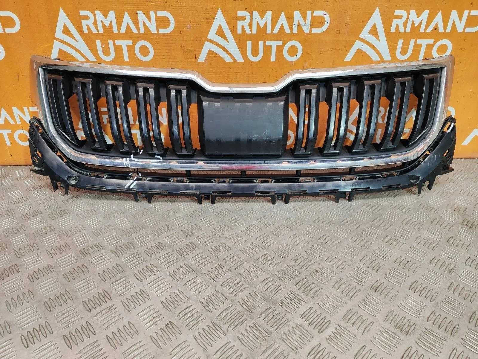 Решетка радиатора Skoda Kodiaq 2016-нв