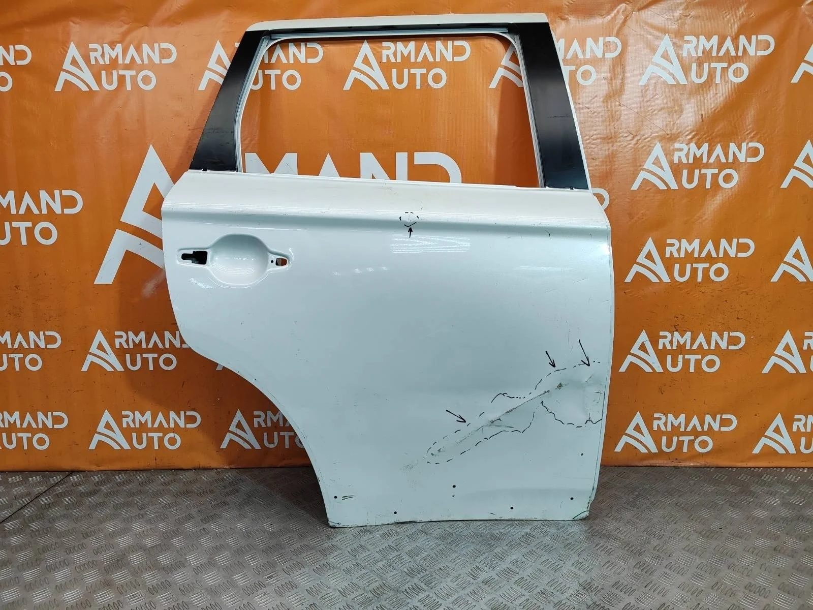 Дверь Mitsubishi Outlander 2015-нв 3