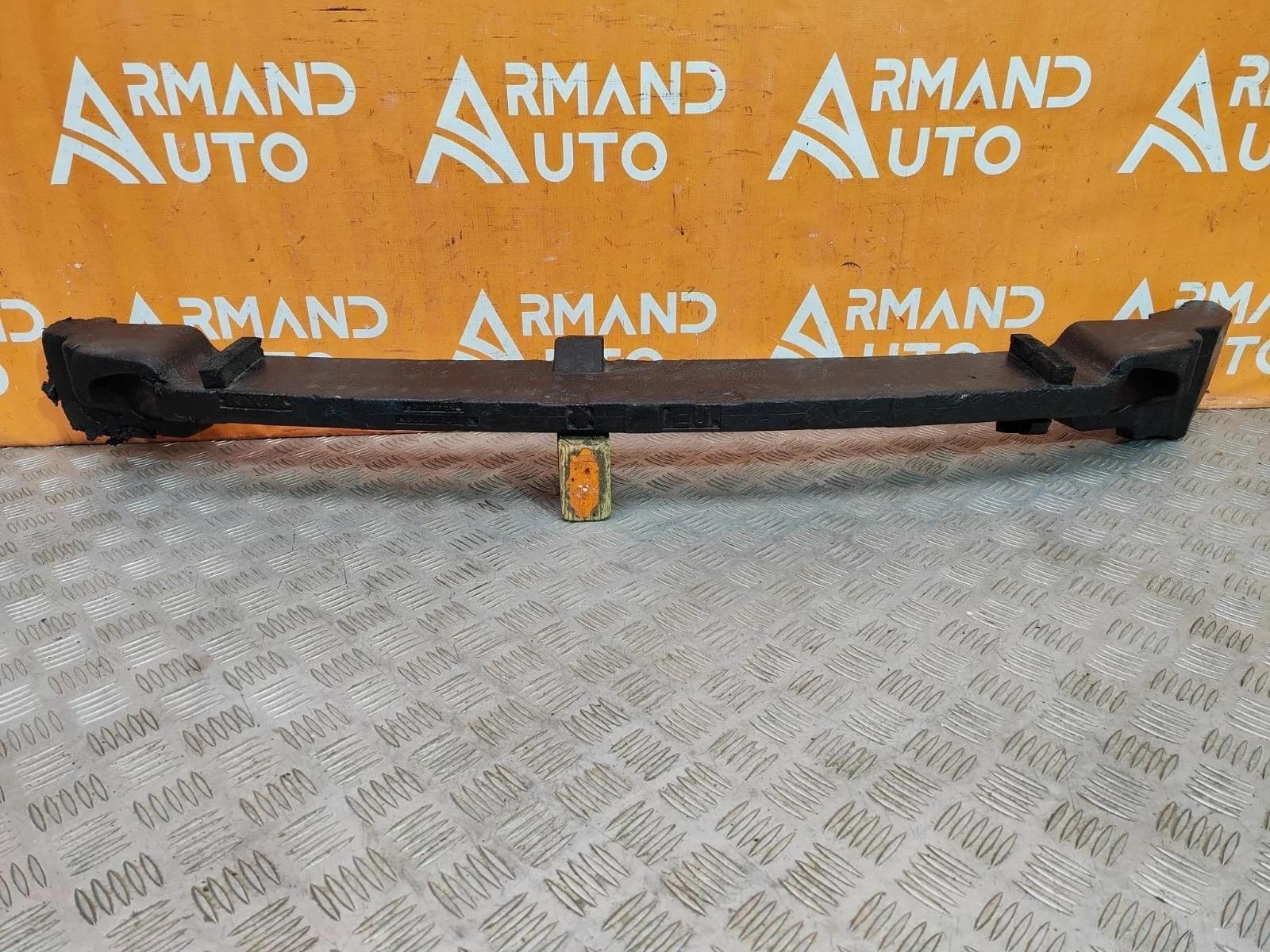 Абсорбер бампера Toyota RAV4 2015-2019 CA40