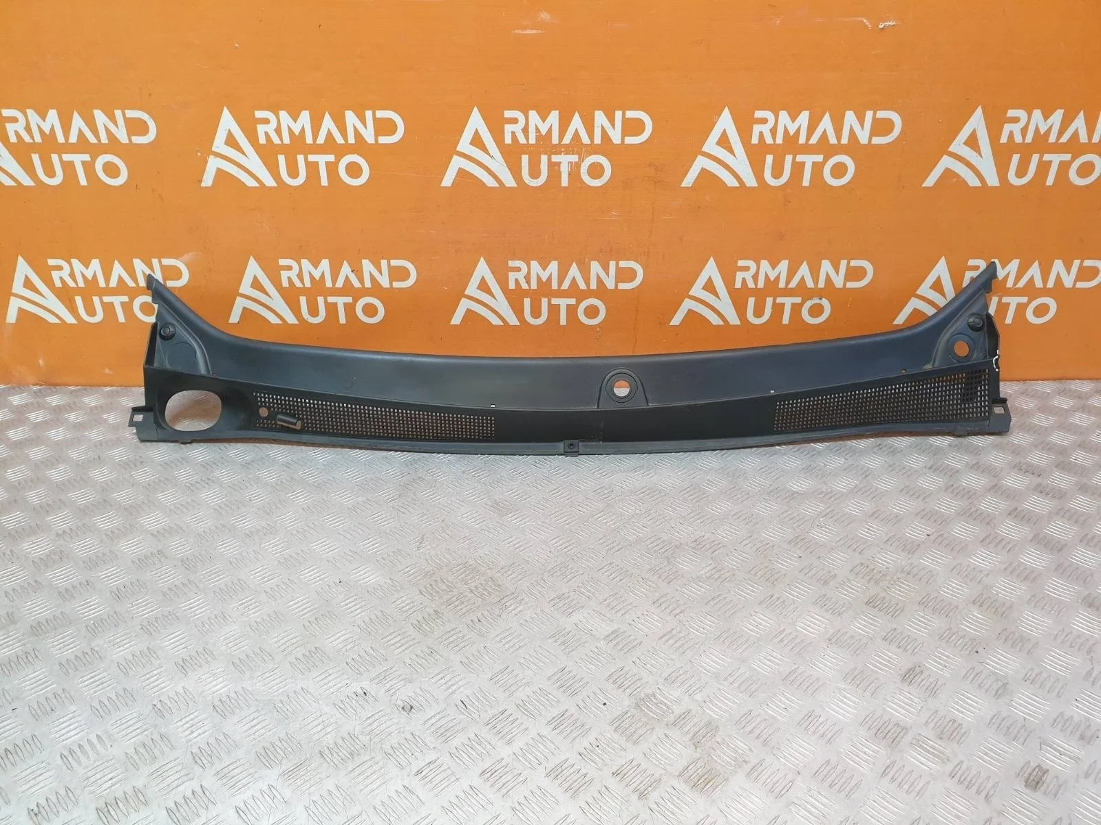 Жабо Renault Logan 2012-2022