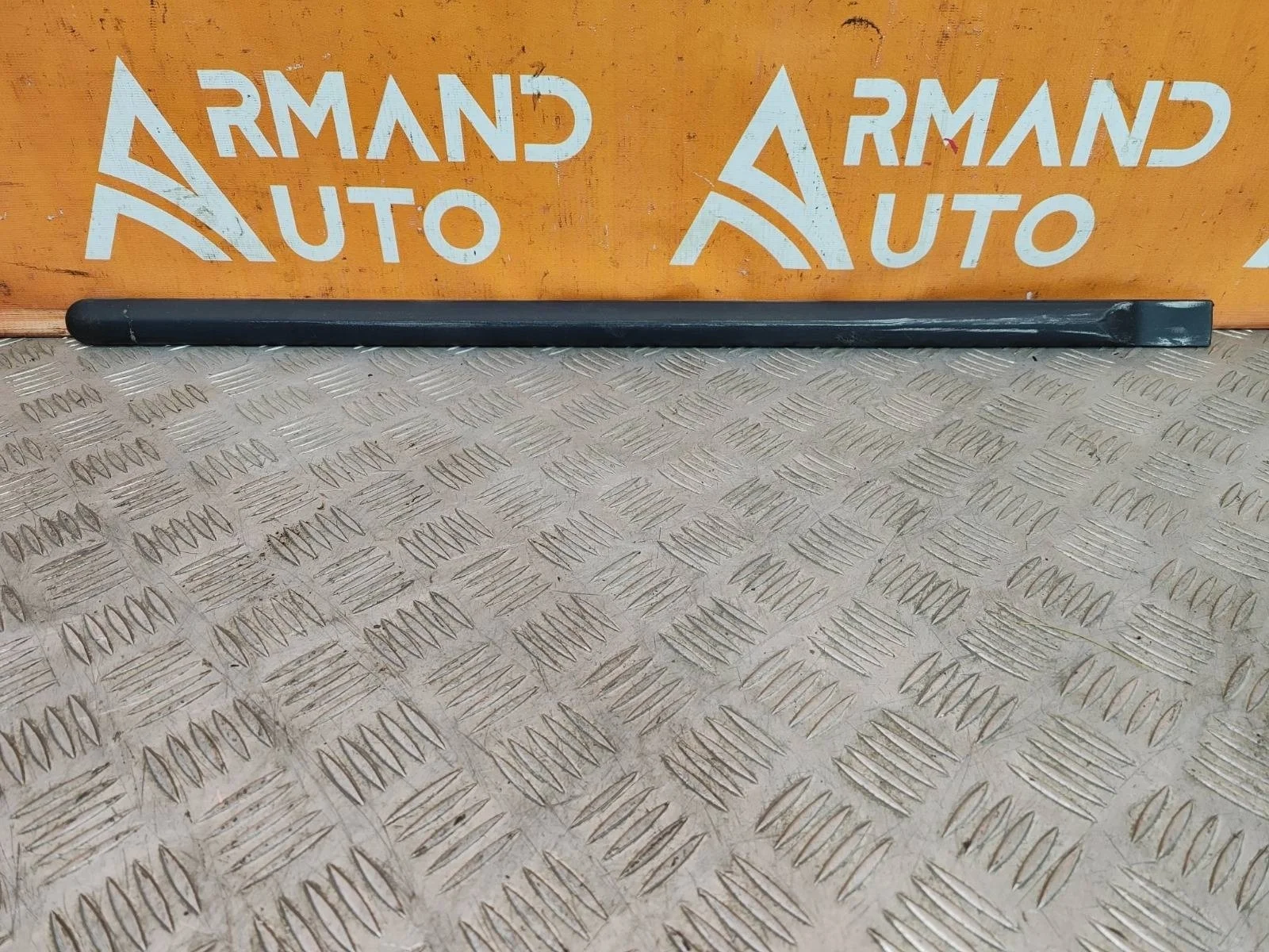 Молдинг двери Renault Logan 2004-2015