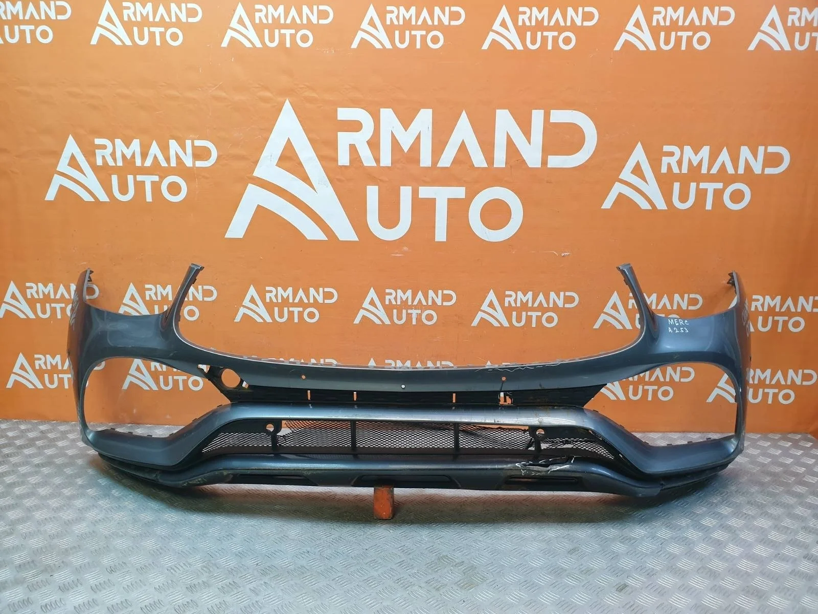 Бампер Mercedes GLC-Class Coupe 2019-нв c253