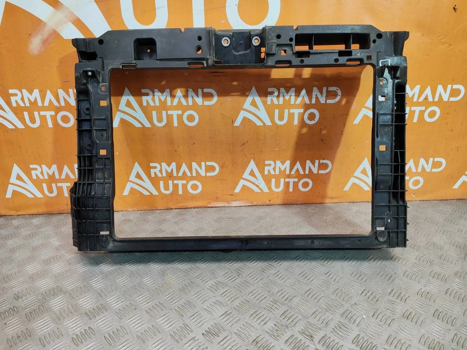 Панель передняя (суппорт радиатора) Skoda Rapid 2020-нв