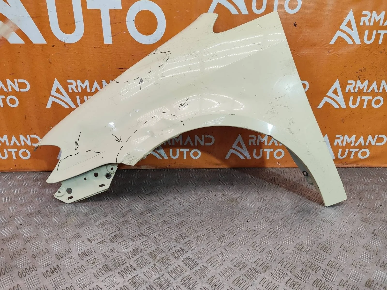 Крыло Volkswagen Touran 2006-2010