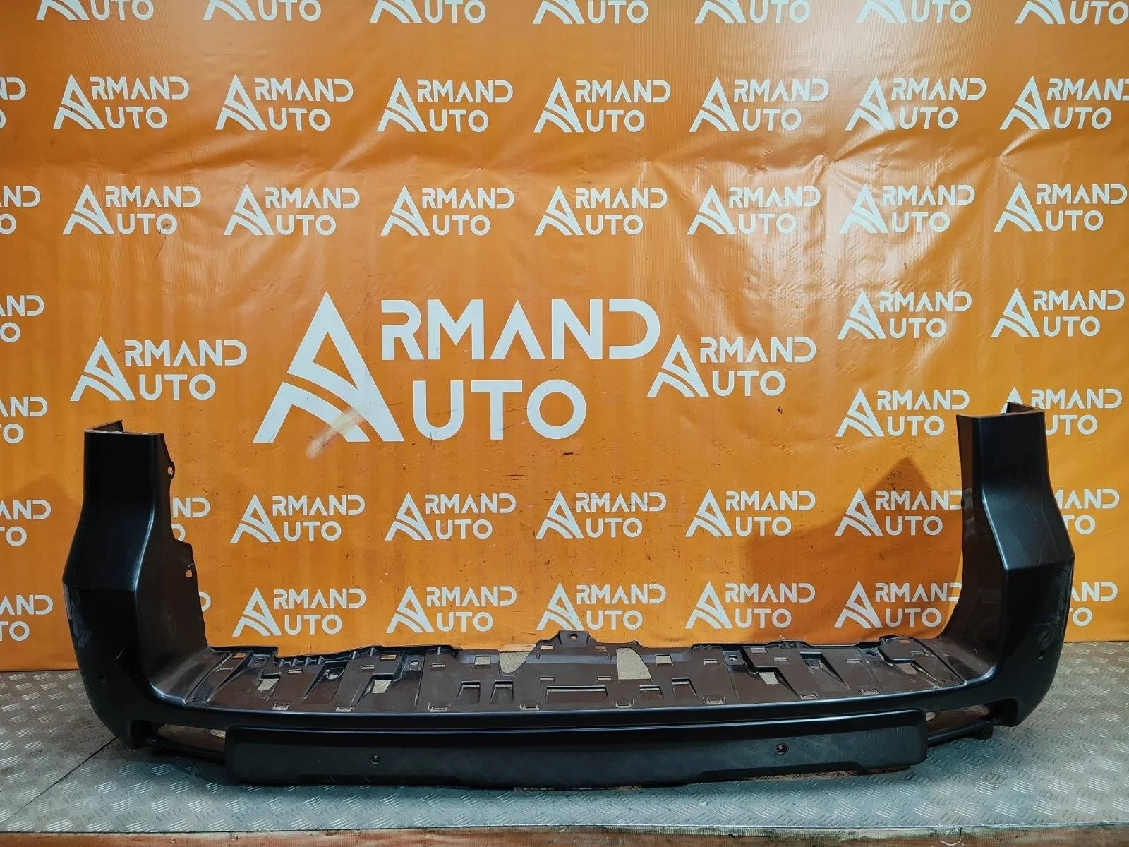 Бампер Toyota Land Cruiser Prado 2017-нв 150