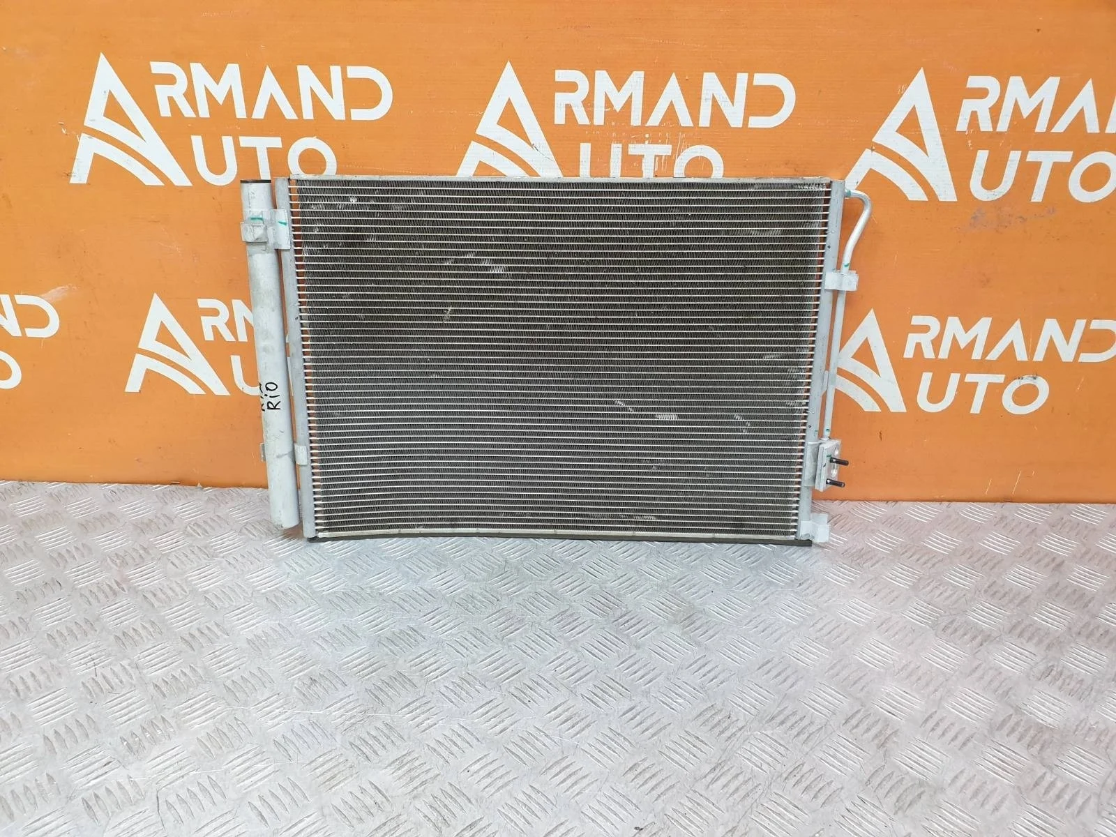 Радиатор кондиционера Kia Rio 2017-нв 4 FB