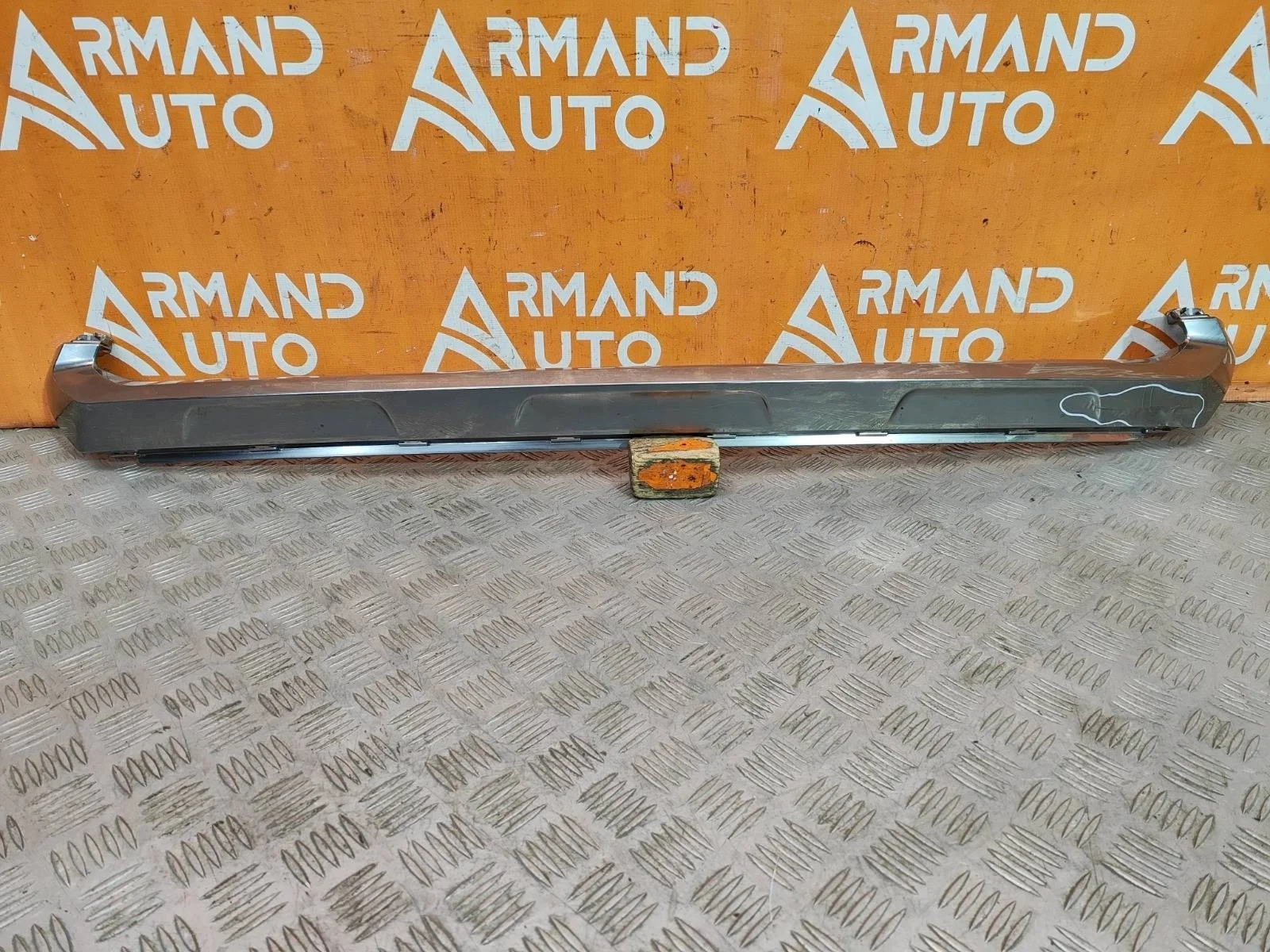 Накладка бампера нижняя Lexus RX 2015-2019 4