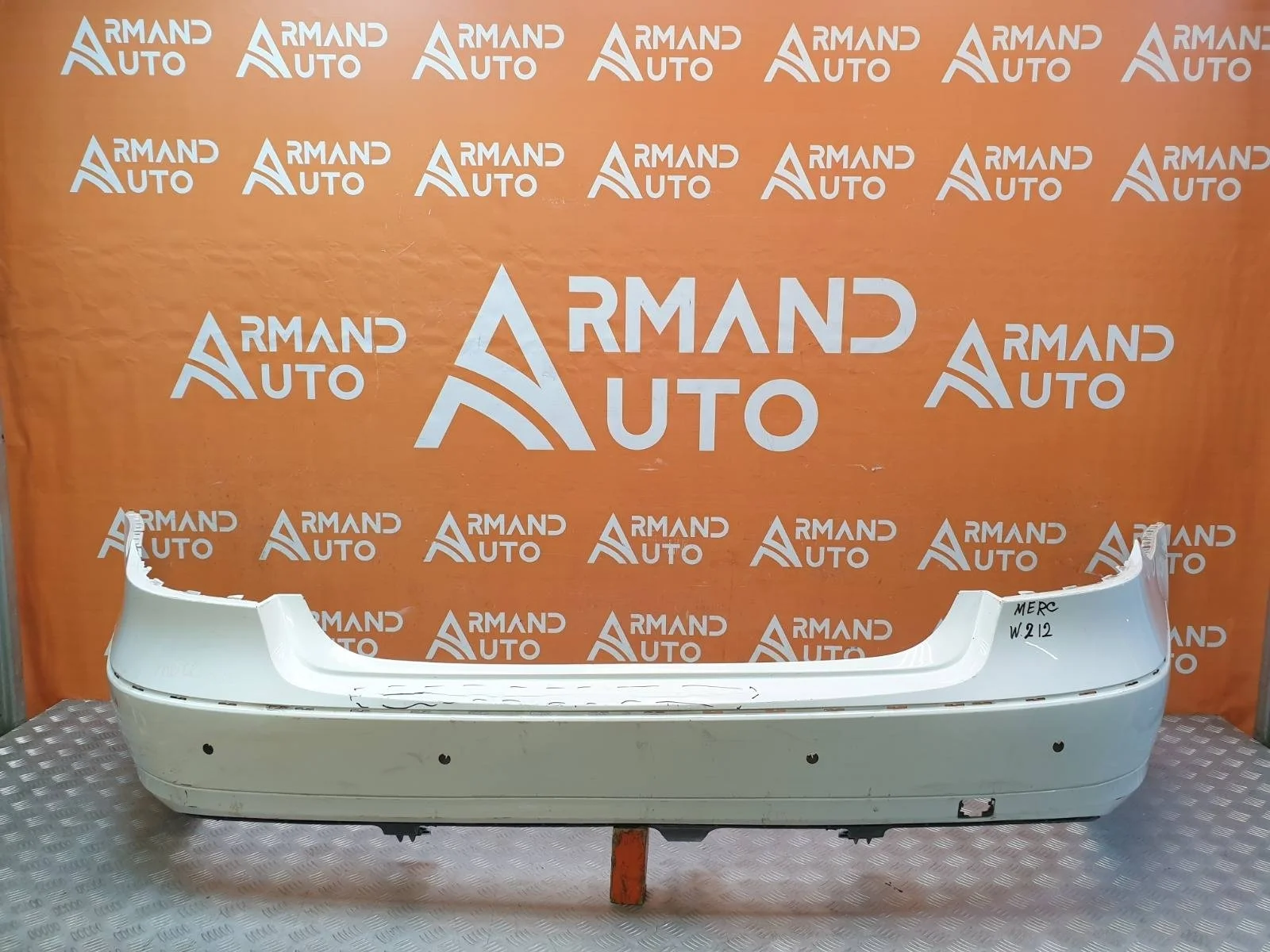 Бампер Mercedes -Class 2009-2013 W212