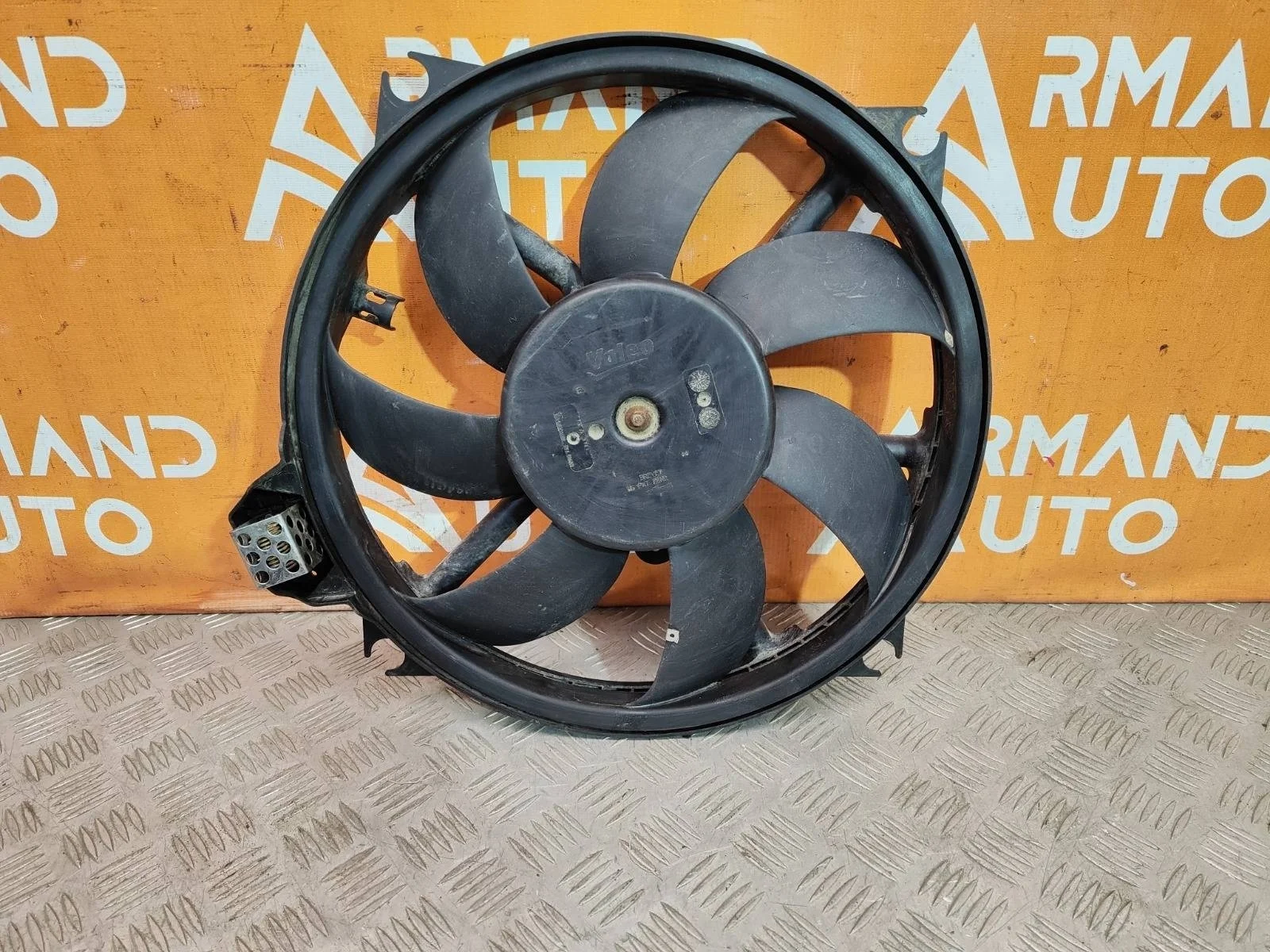 Вентилятор радиатора Renault Fluence 2009-2017