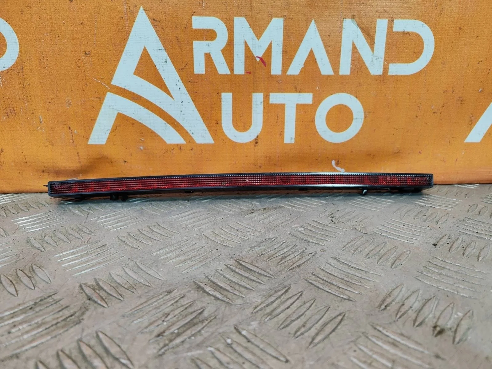 Фонарь стоп сигнала верхний Skoda Octavia 2013-2020 A7 (5E)