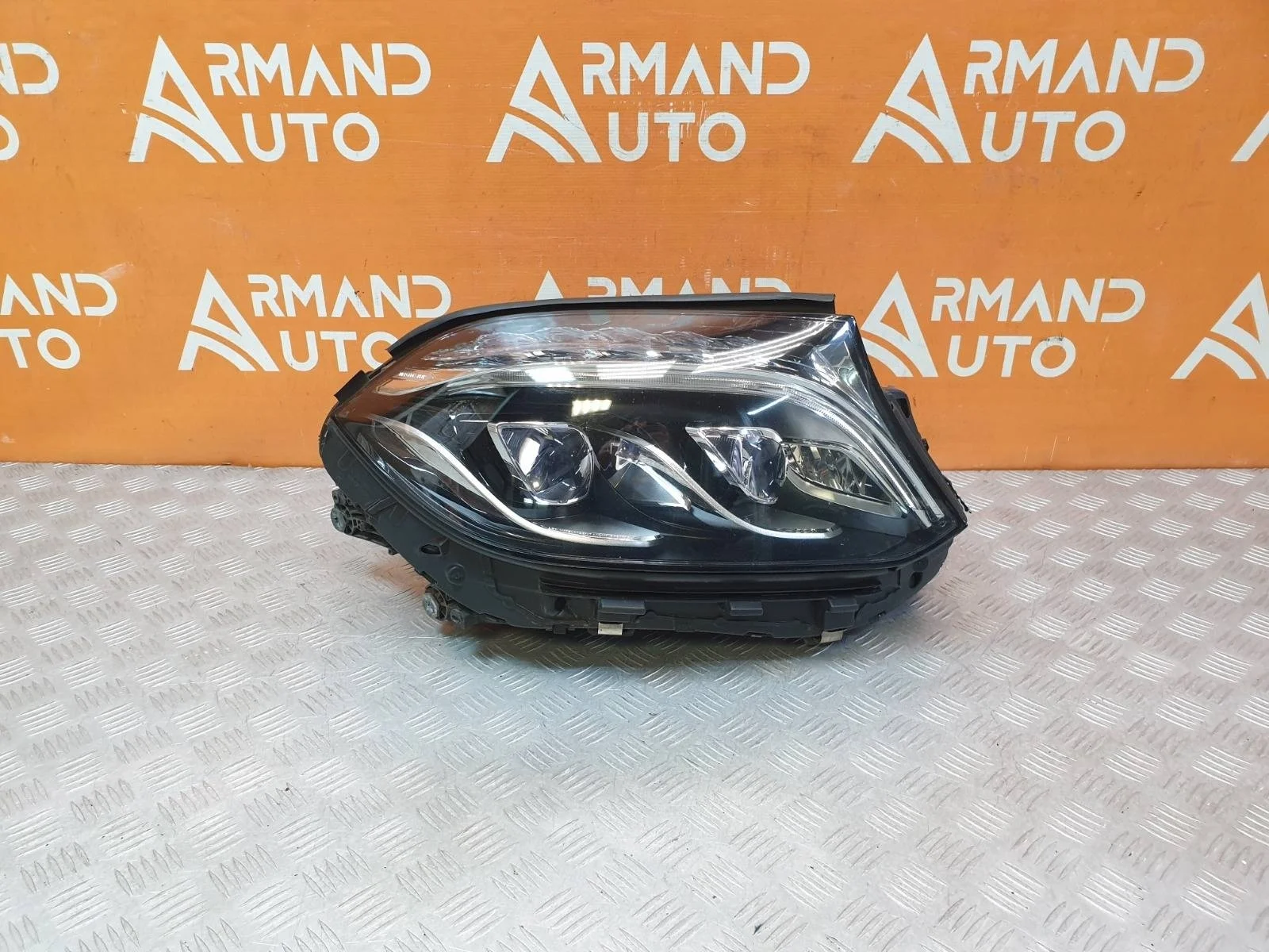 Фара Mercedes GL GLS-Class 2015-2019 X166