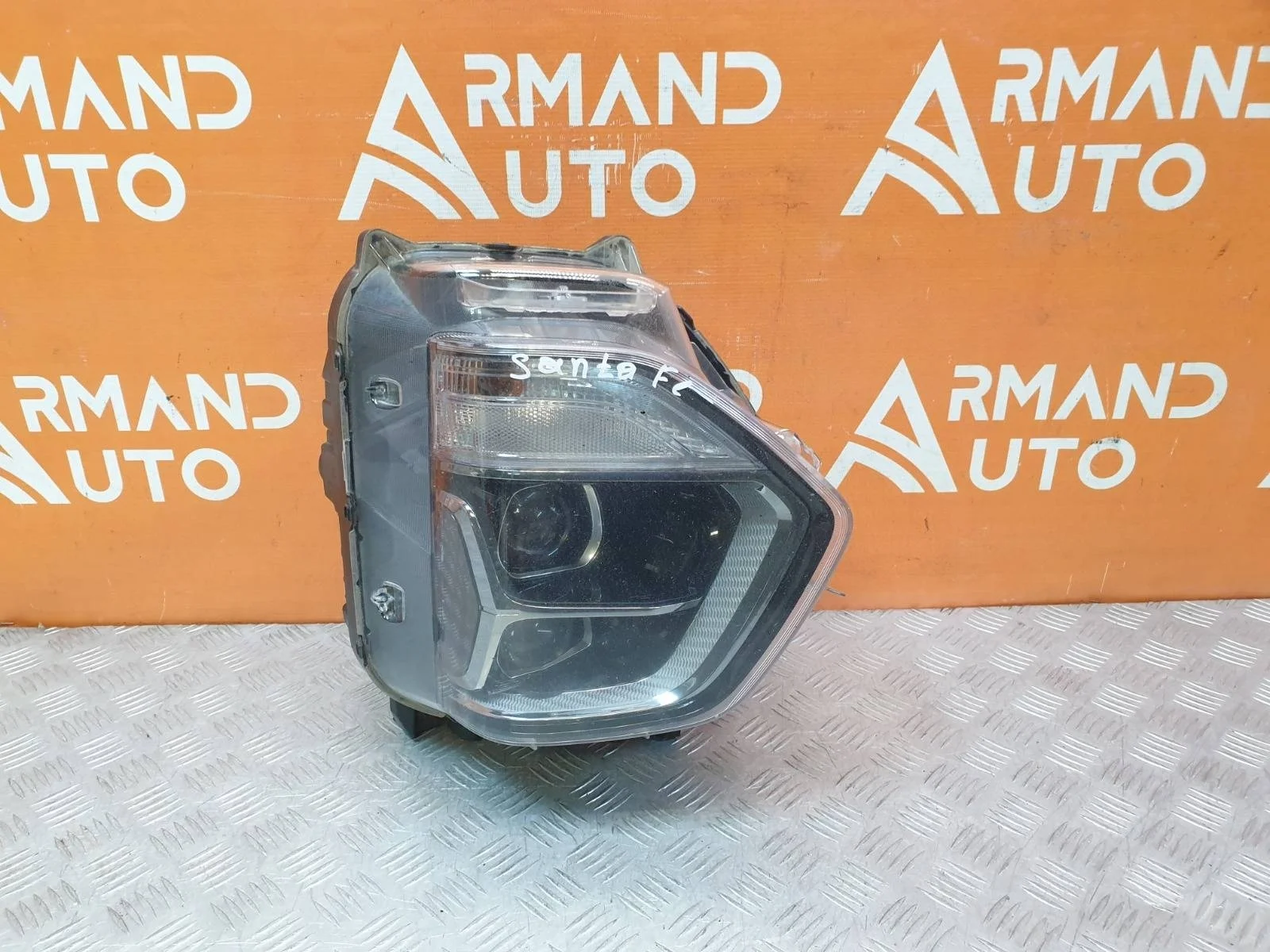 Фара Hyundai Santa Fe 2018-2021 4 TM