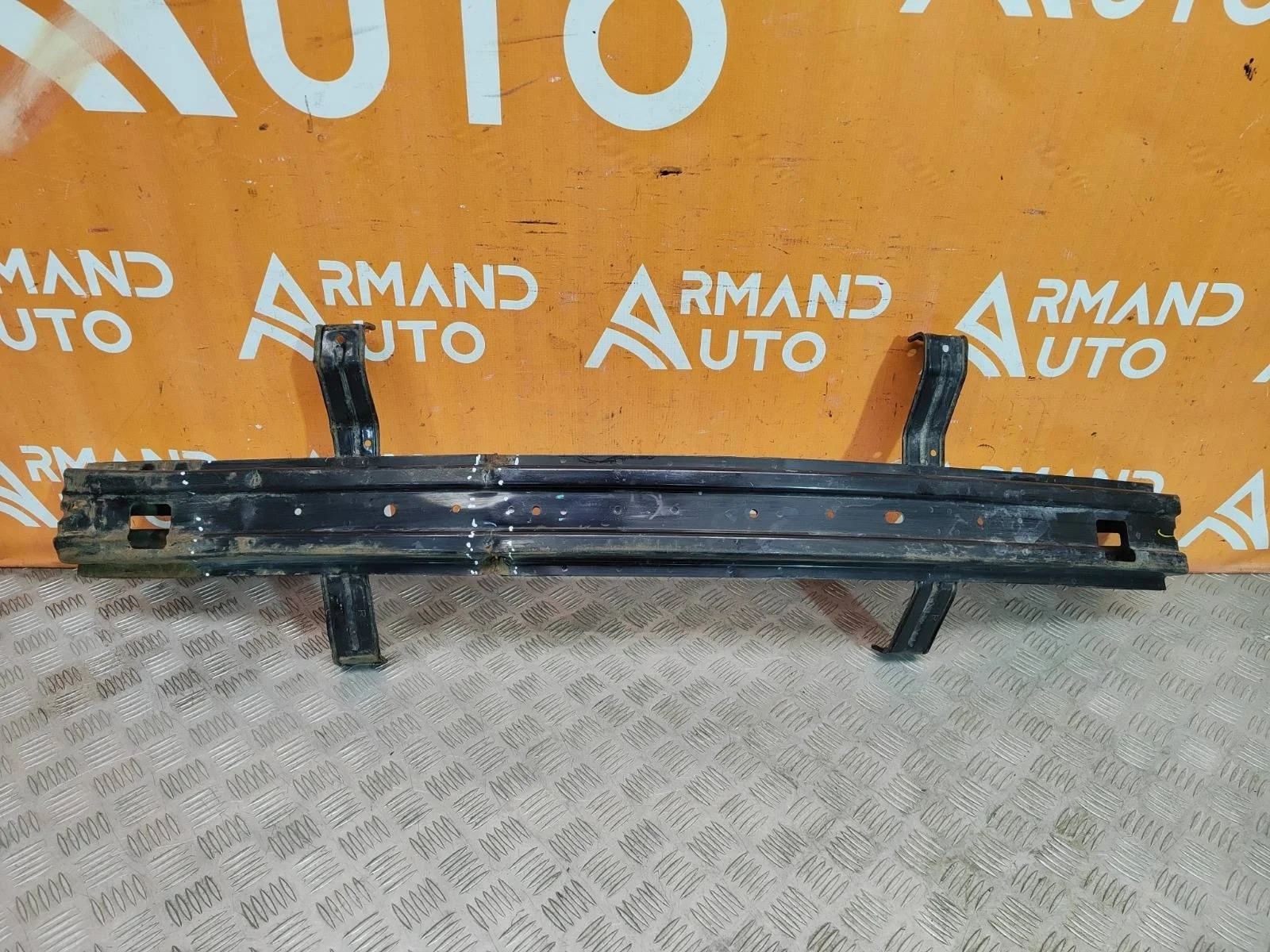 Усилитель бампера Hyundai Solaris 2014-2017