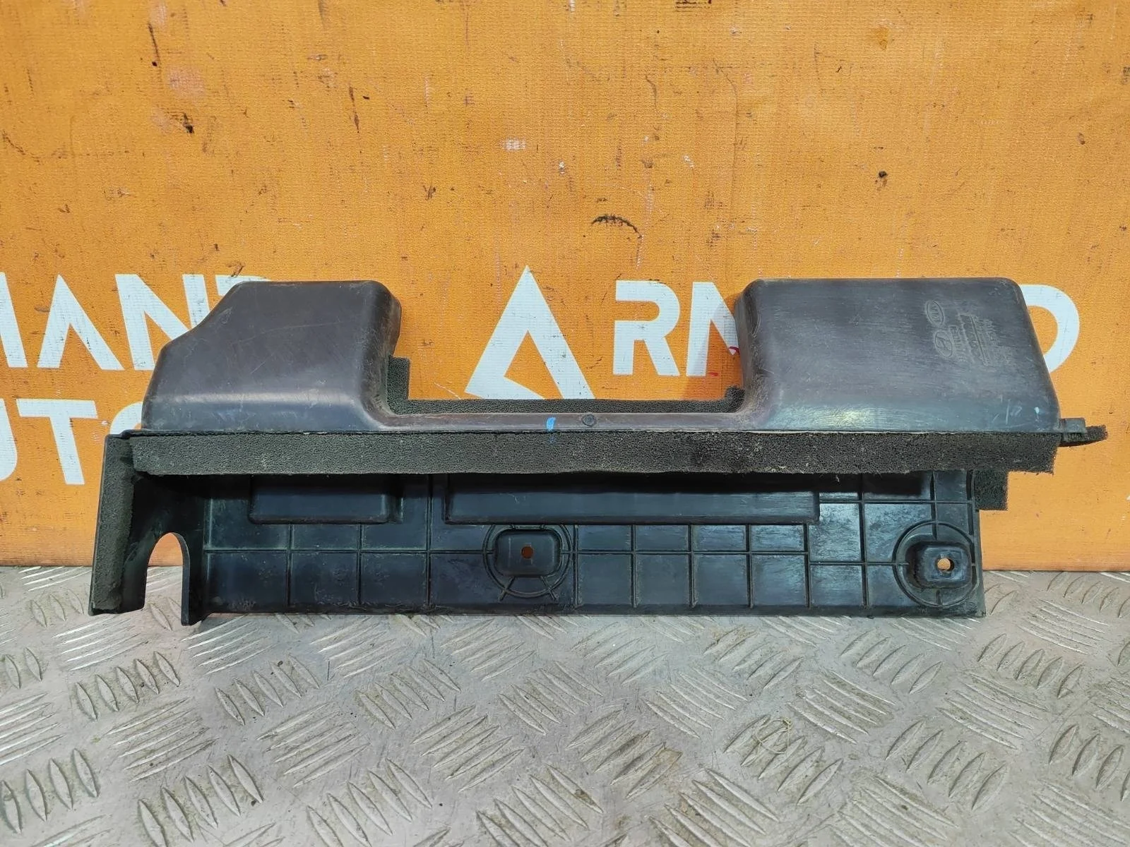 Дефлектор радиатора Hyundai Solaris 2017-нв