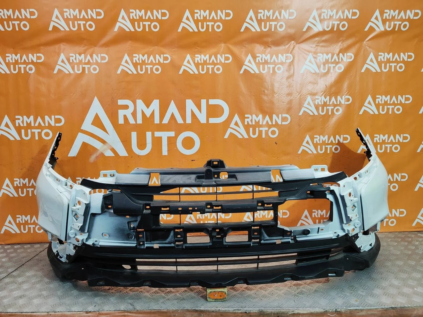 Бампер MItsubishi Outlander 2015-2018 3