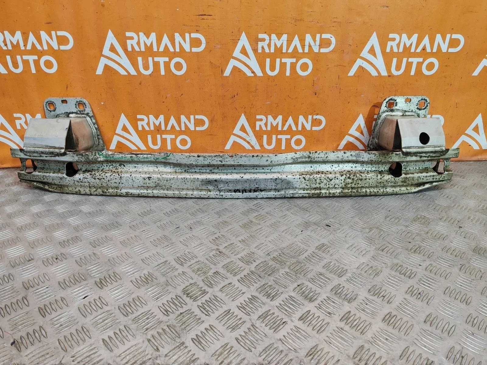 Усилитель бампера Audi Q7 2015-нв 4M