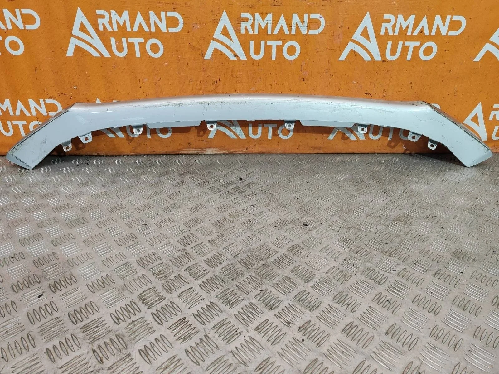 Накладка бампера нижняя Mitsubishi Outlander 2015-2018 3