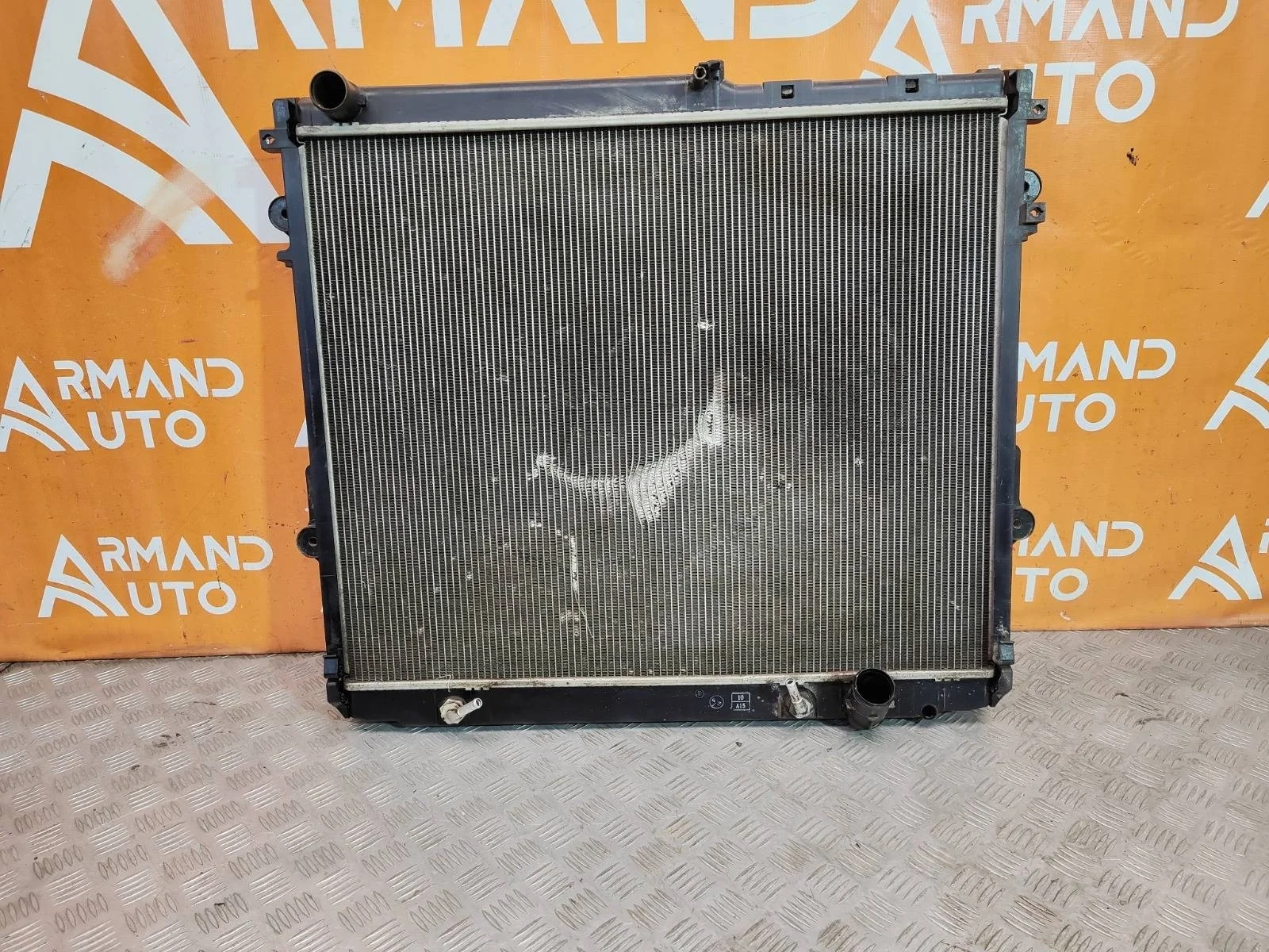 Радиатор двигателя (двс) Toyota Land Cruiser 2007-2021