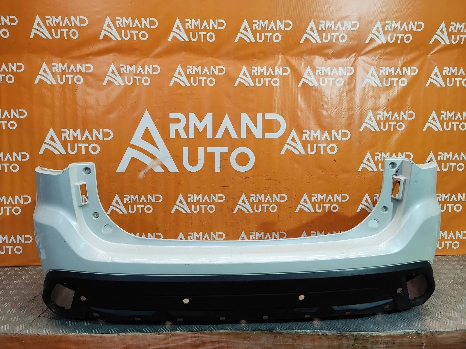 Бампер Mitsubishi Outlander 2015-2018 3