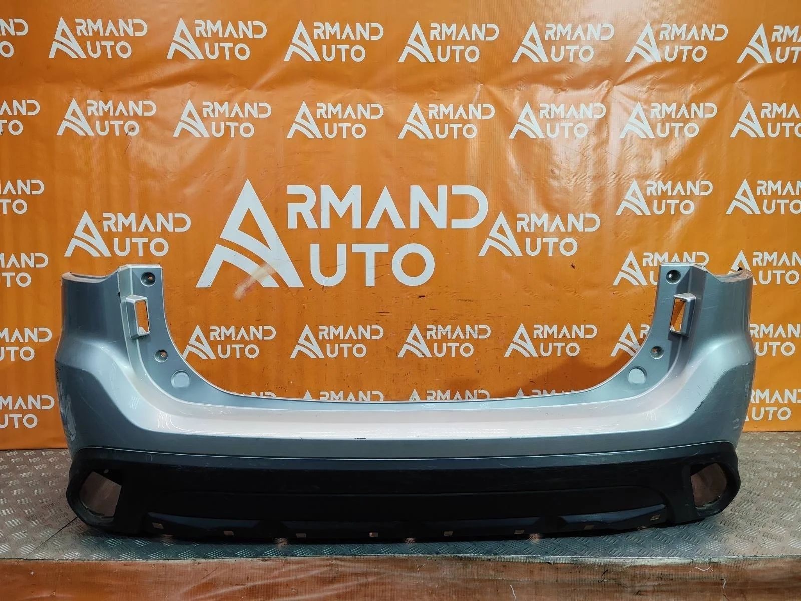 Бампер Mitsubishi Outlander 2015-2018 3