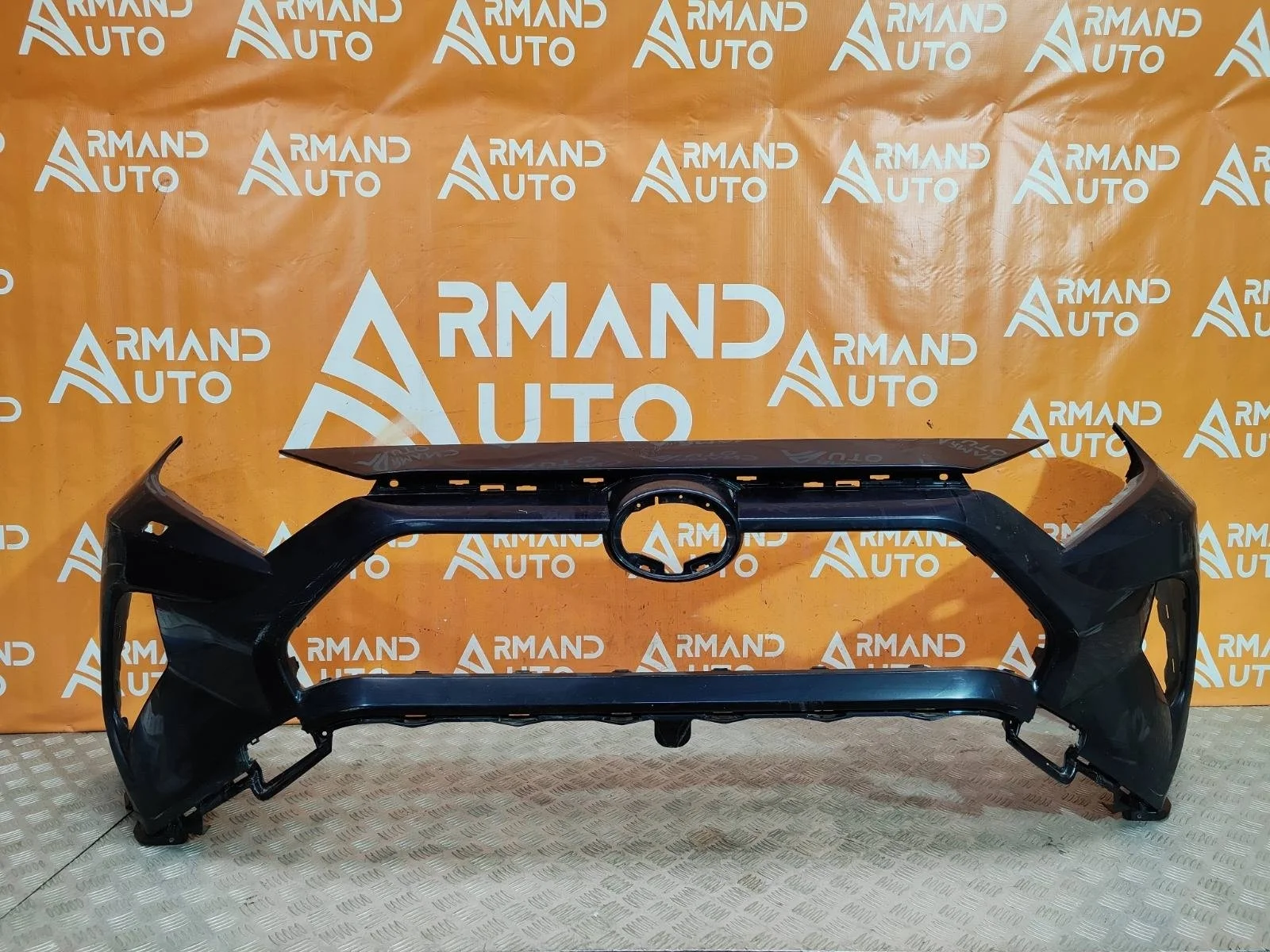 Бампер Toyota RAV4 2018-нв 5 XA50