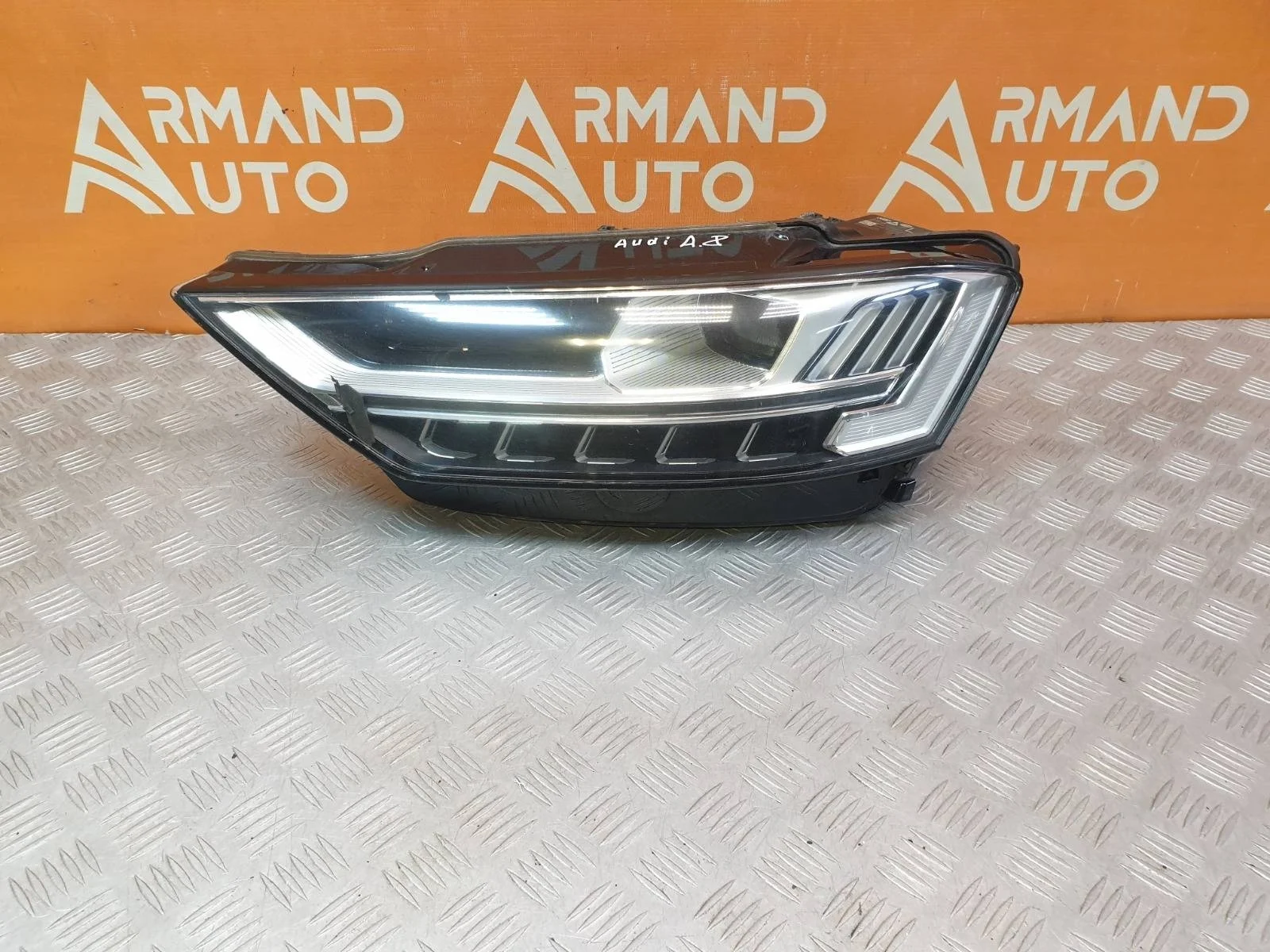 Фара Audi A8 2017-2022 4 D5