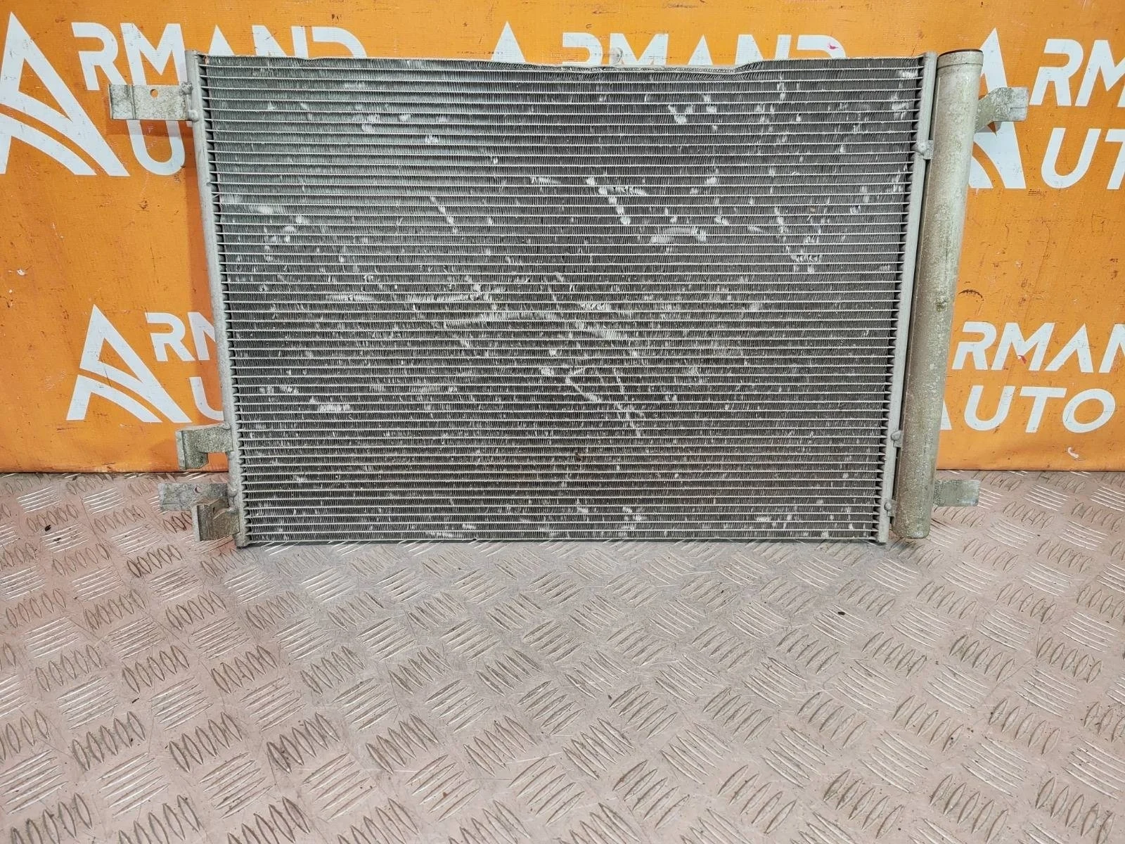 Радиатор кондиционера Volkswagen Tiguan 2016-нв