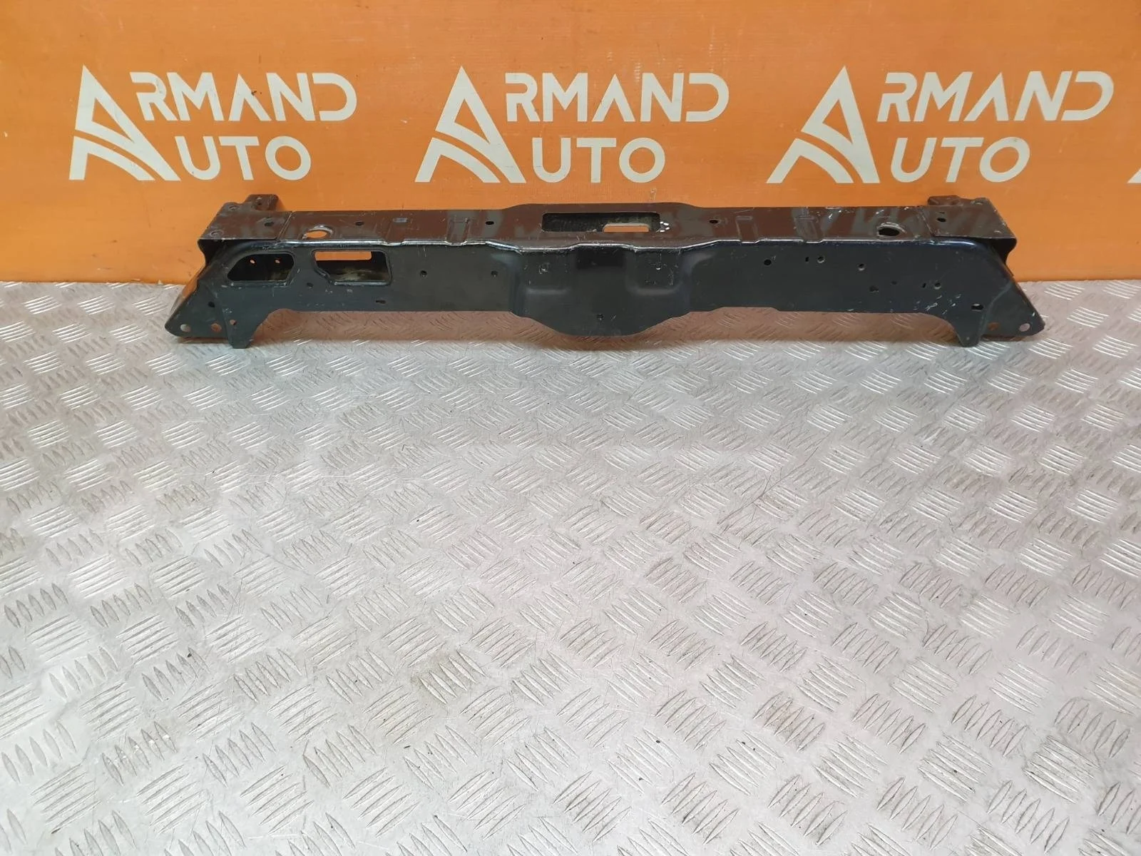 Панель передняя (суппорт радиатора) верхняя Kia Soul 2013-2019 PS