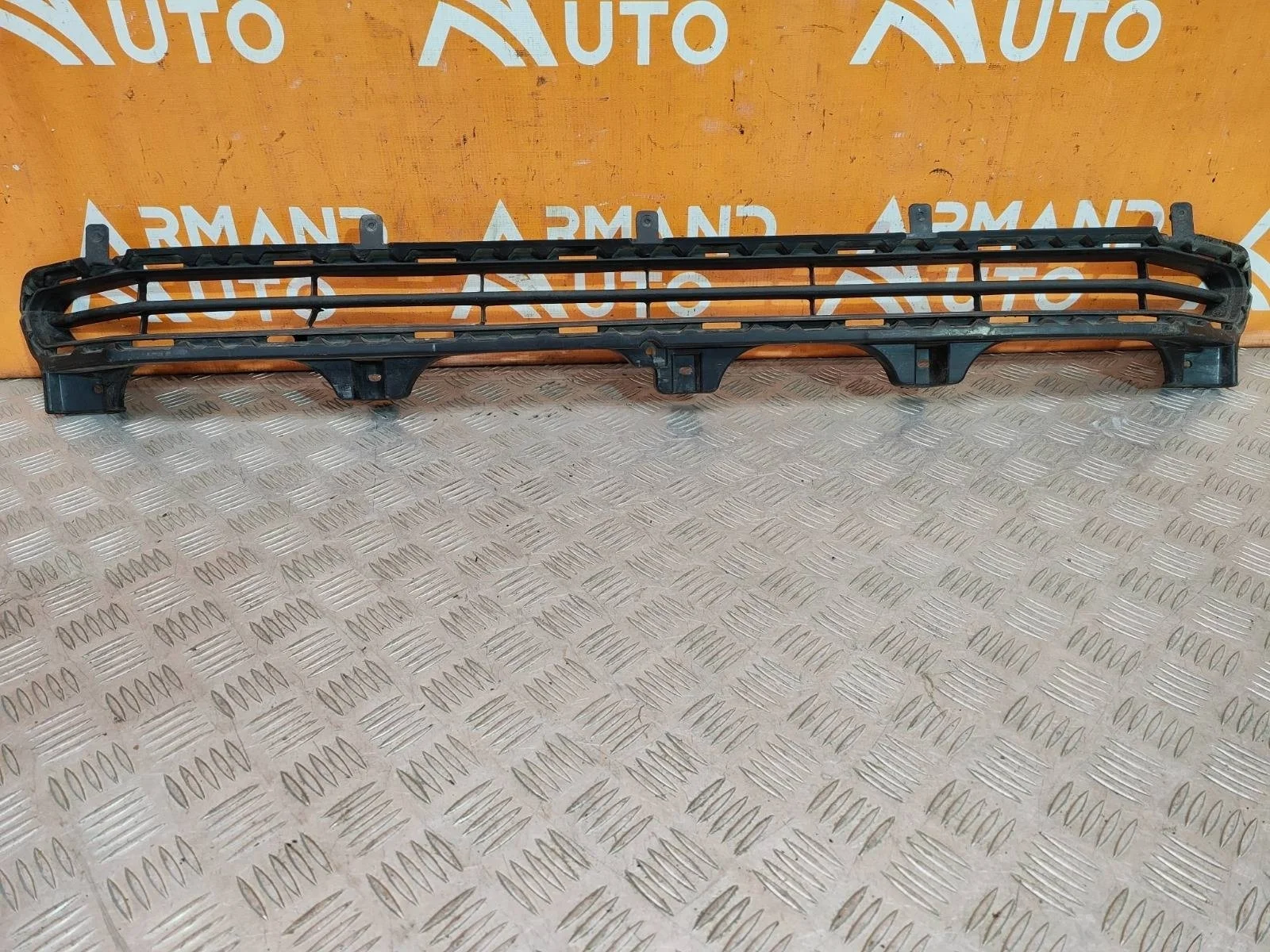 Решетка бампера Toyota Land Cruiser Prado 2017-нв 150