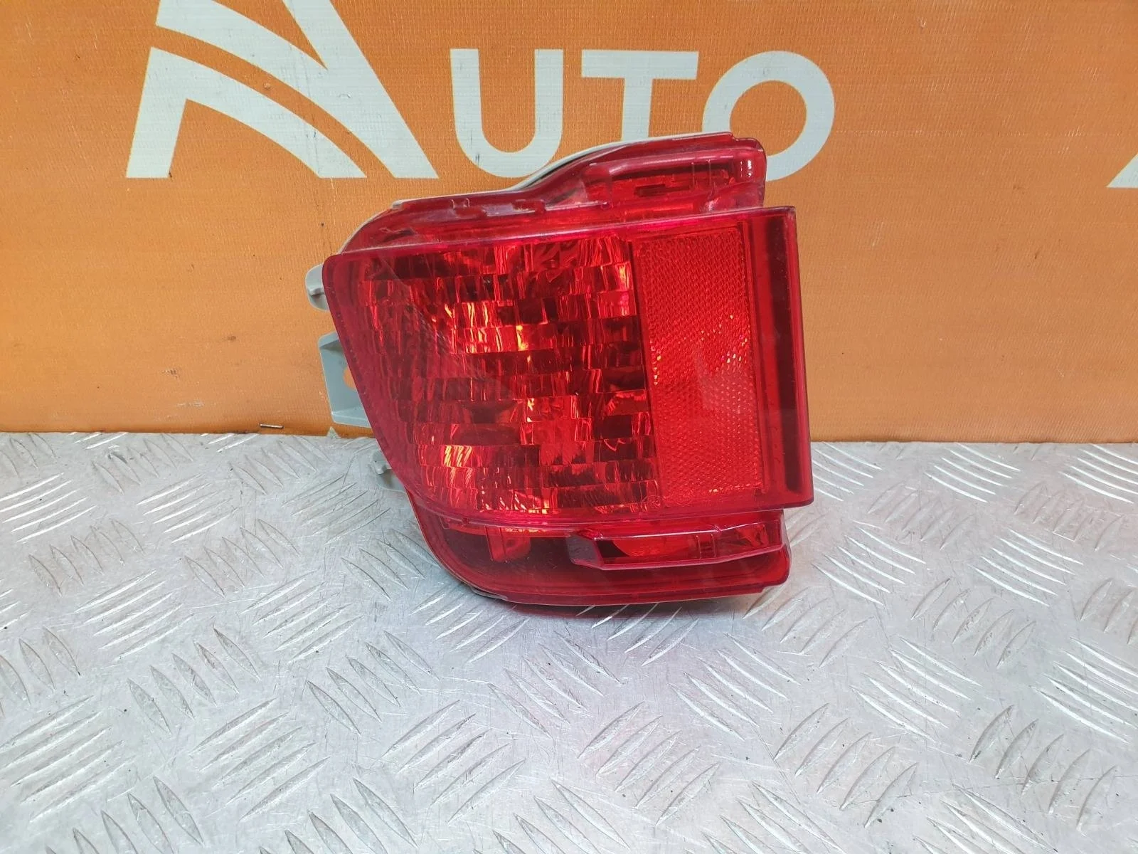 Фонарь противотуманный Toyota Land Cruiser 2015-2021 200