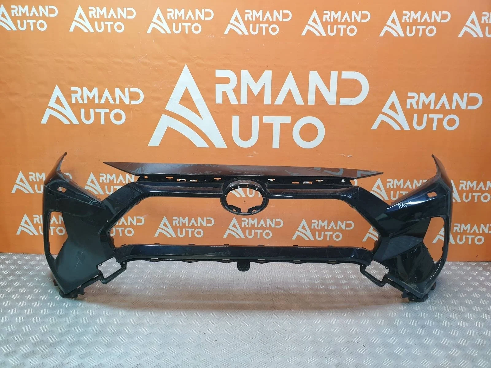 Бампер Toyota RAV4 2018-нв 5 XA50