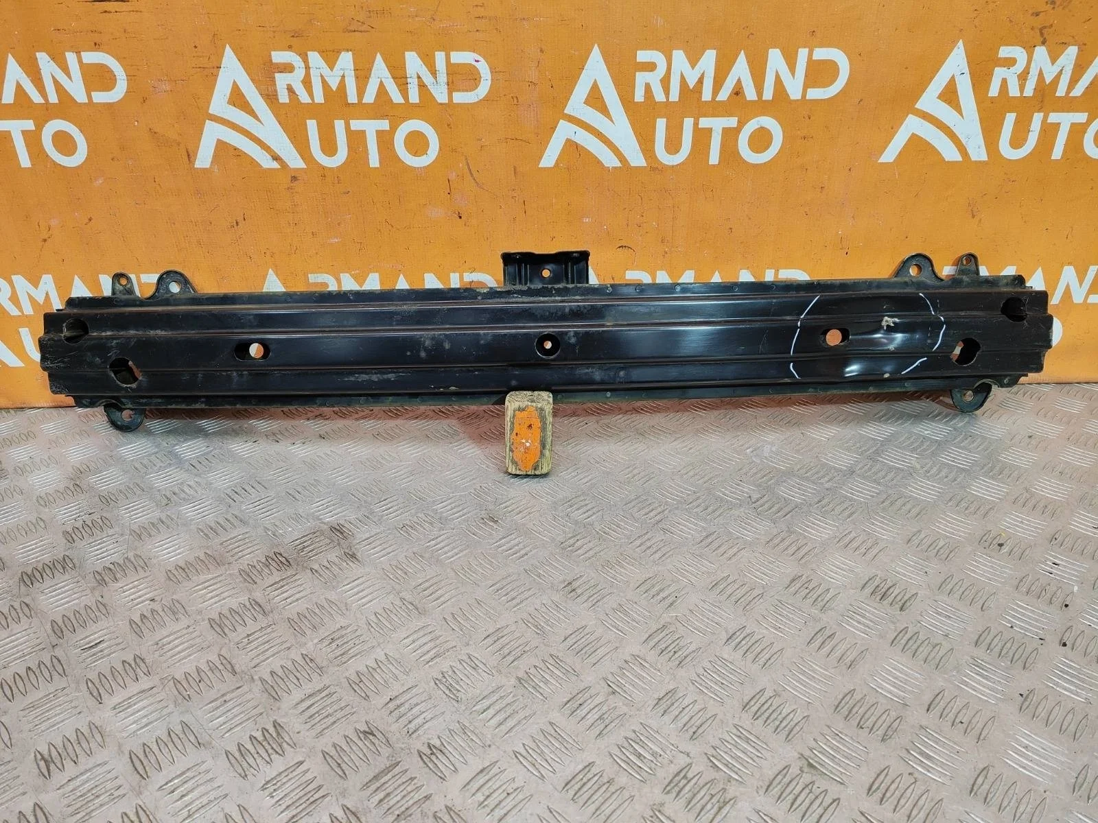 Усилитель бампера Hyundai Getz 2002-2011