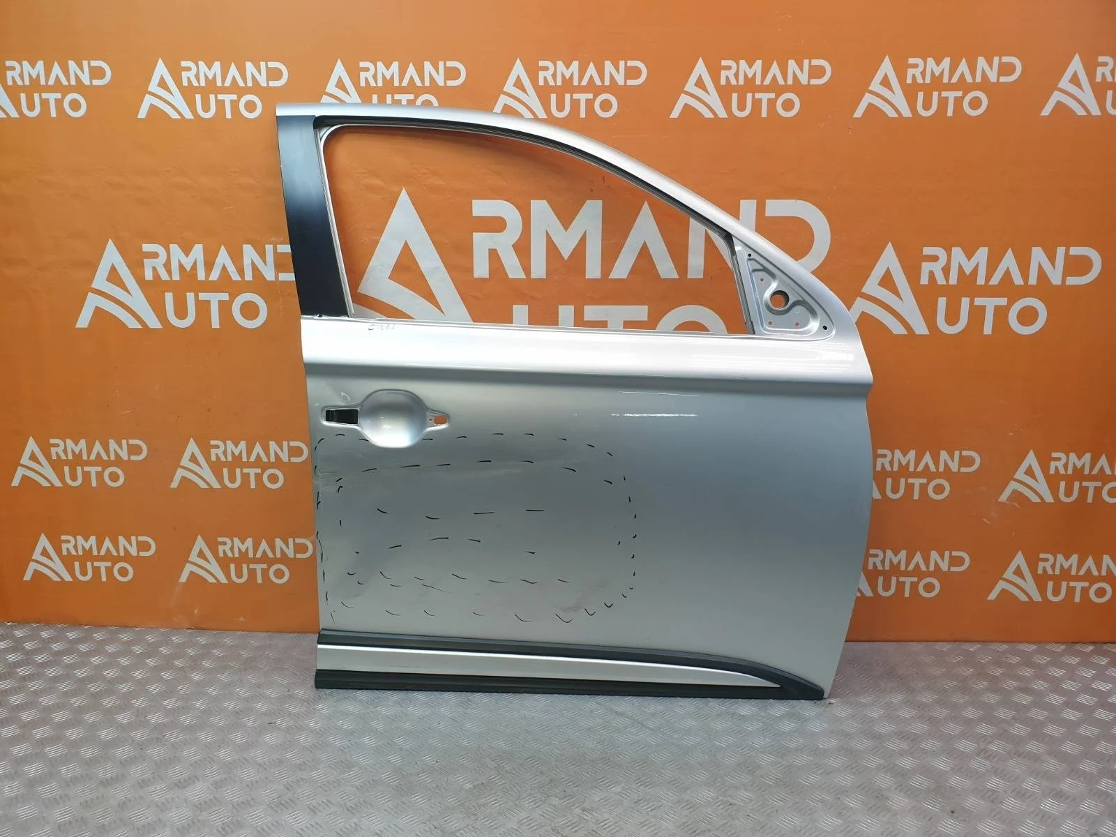 Дверь Mitsubishi Outlander 2015-нв 3