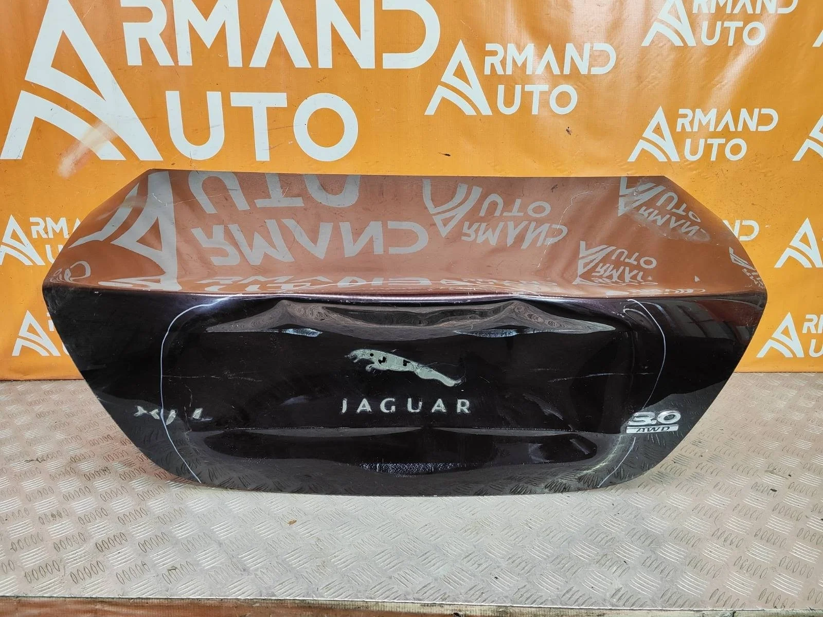 Крышка багажника Jaguar XJ 2009-2019 4 X351