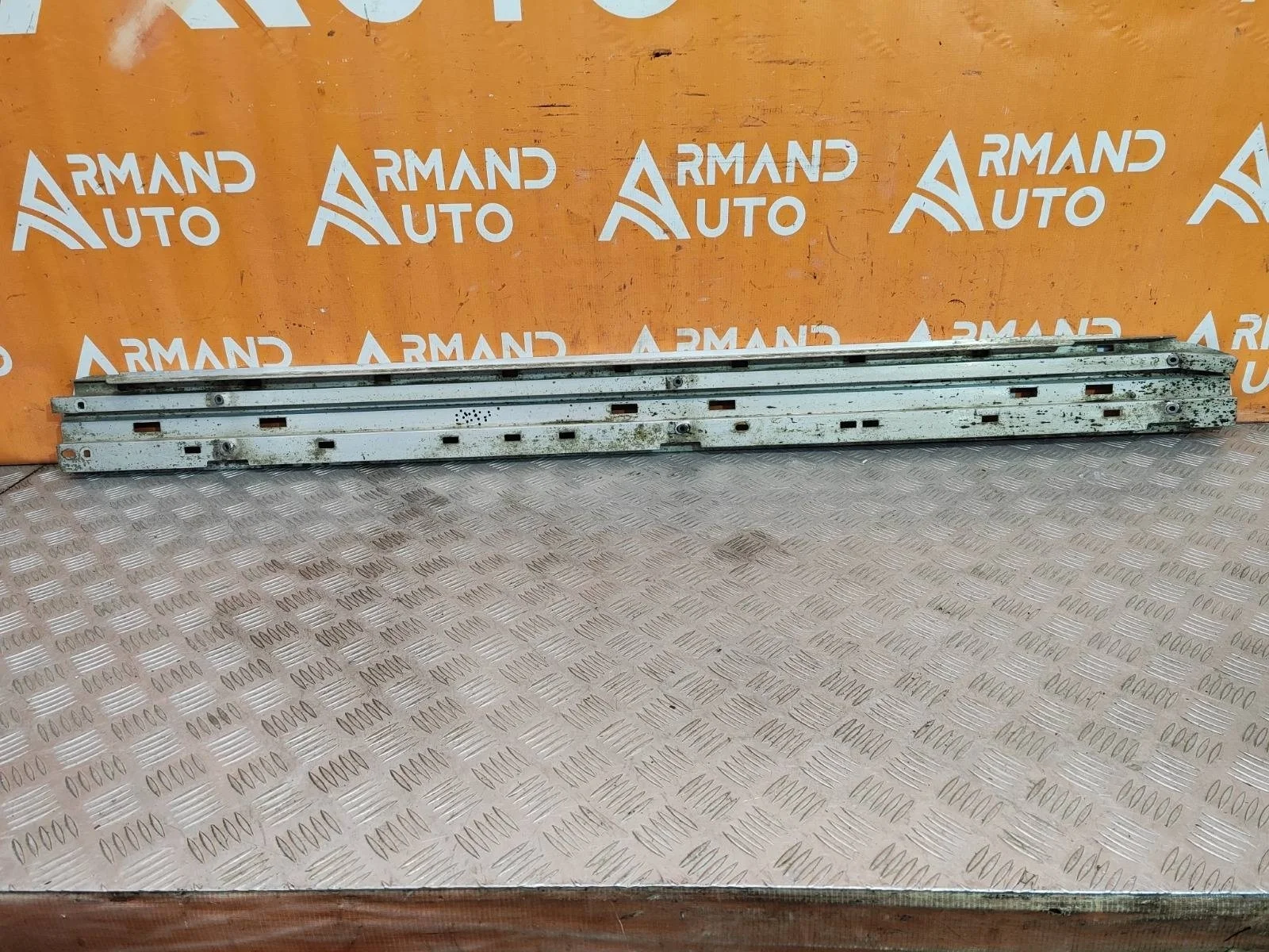 Кронштейн подножки порога Toyota Land Cruiser Prado 2009-нв 150