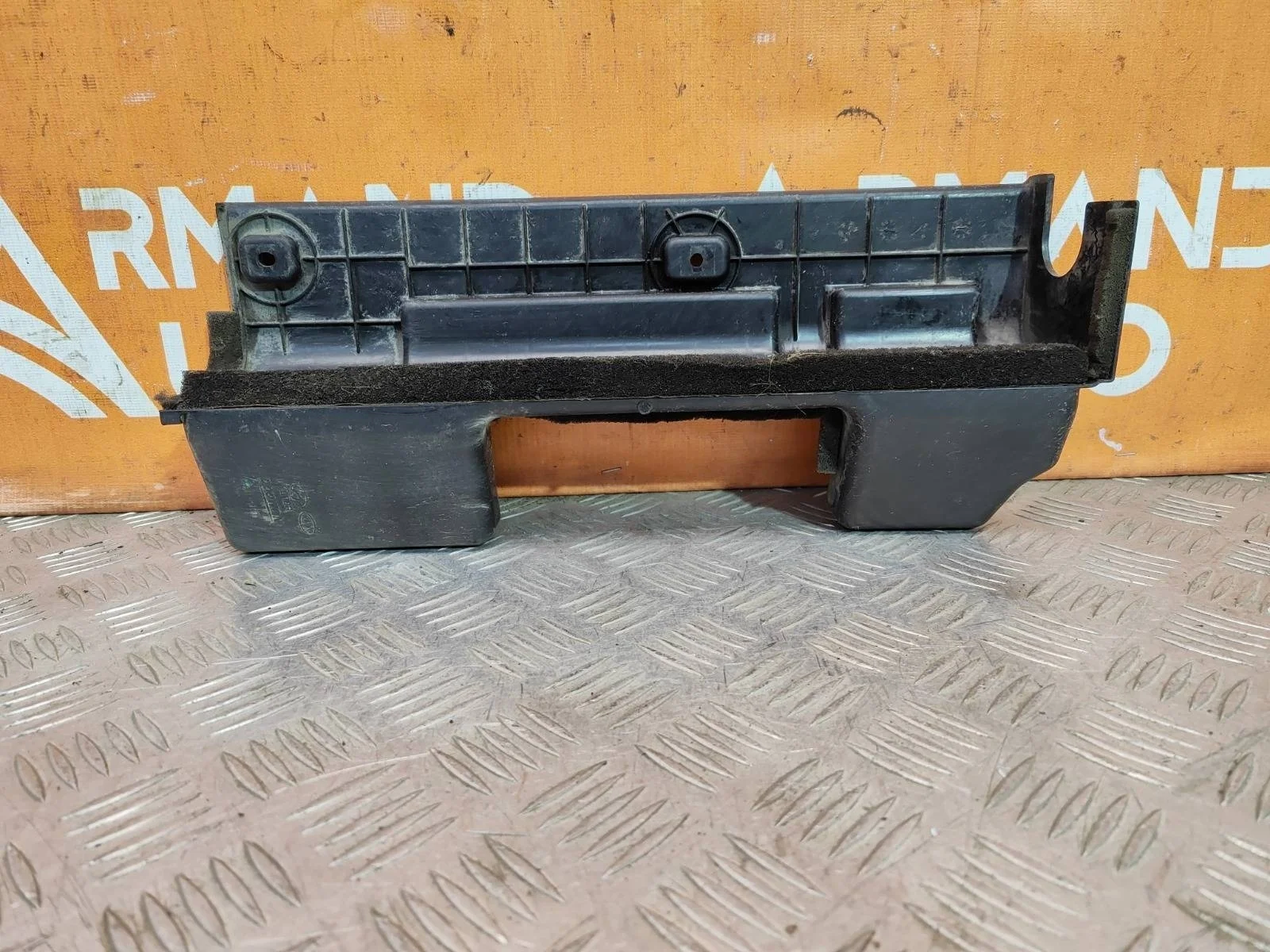 Дефлектор радиатора Hyundai Solaris 2017-нв