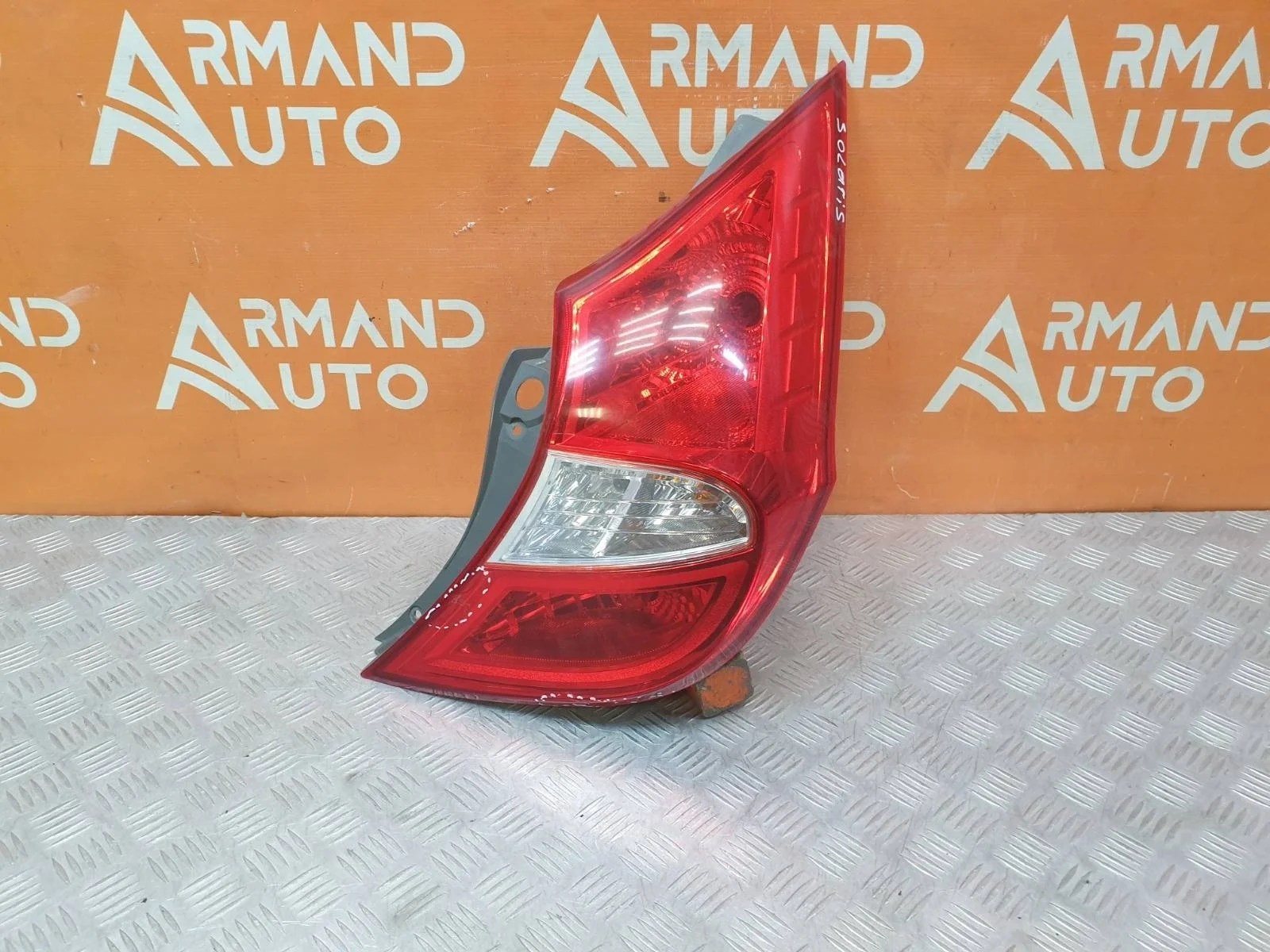 Фонарь Hyundai Solaris 2010-2017