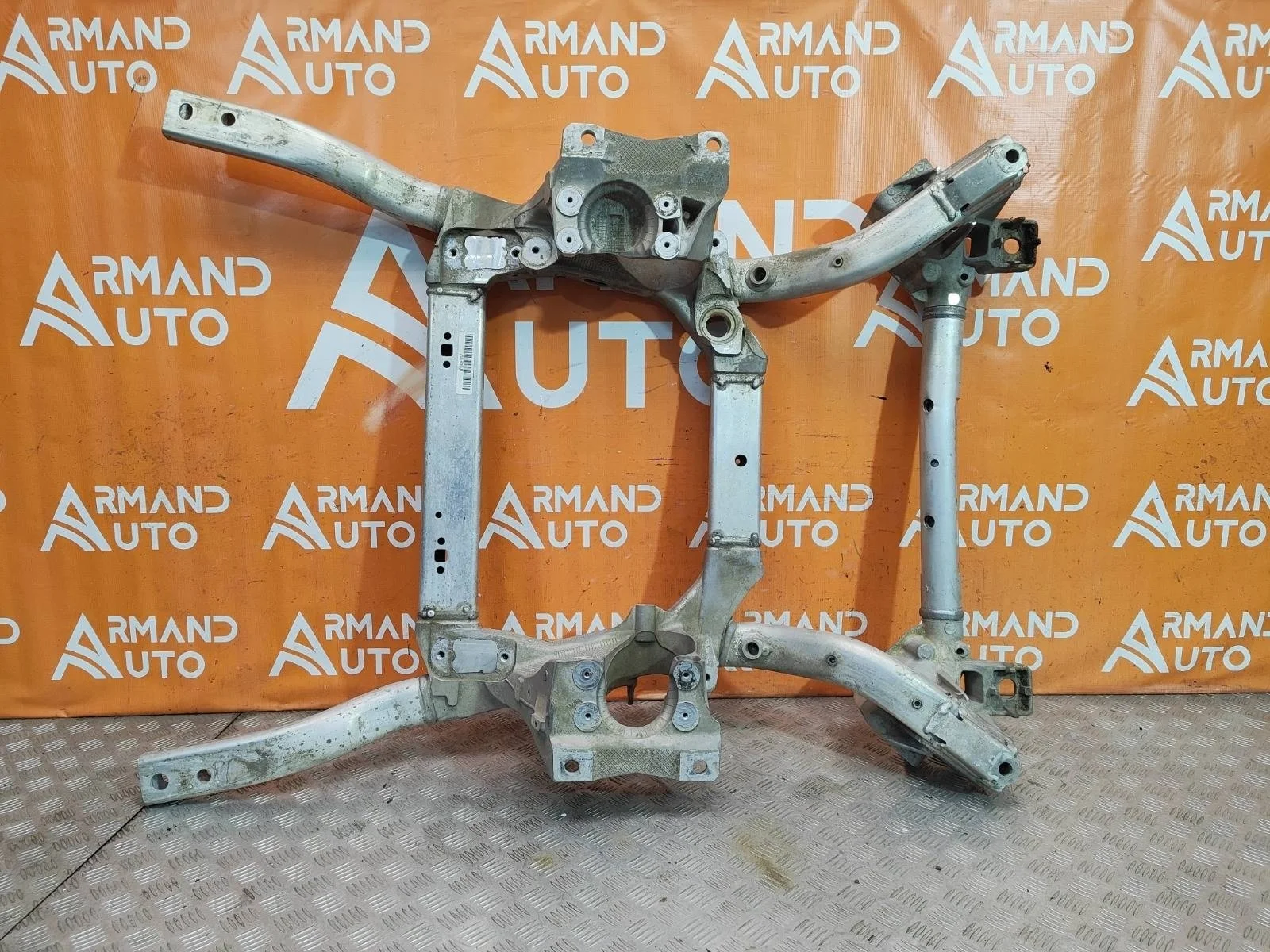 Подрамник Land Rover Range 2012-2022 4 L405