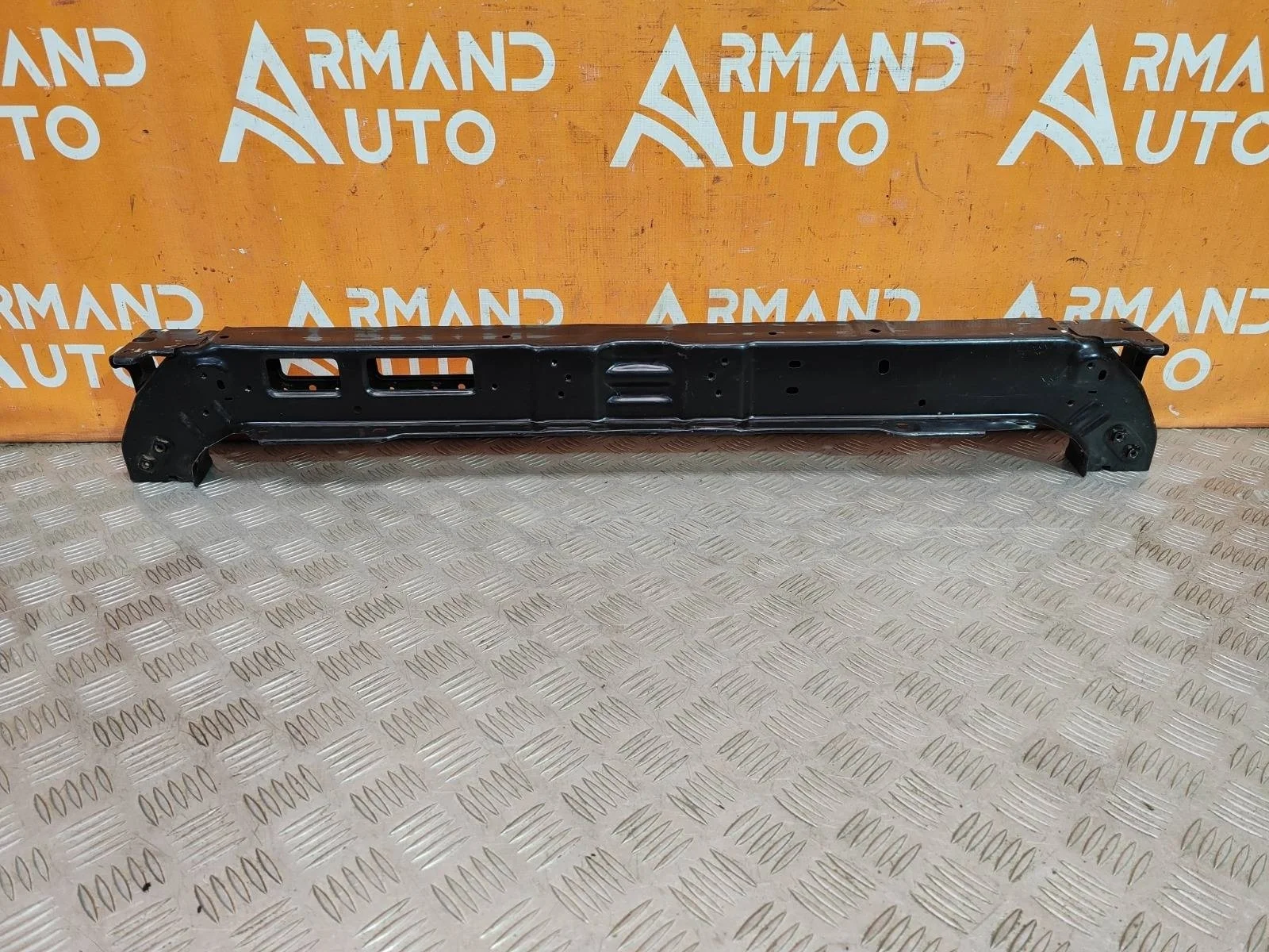 Панель передняя (суппорт радиатора) верхняя Hyundai Tucson 2015-2021 3