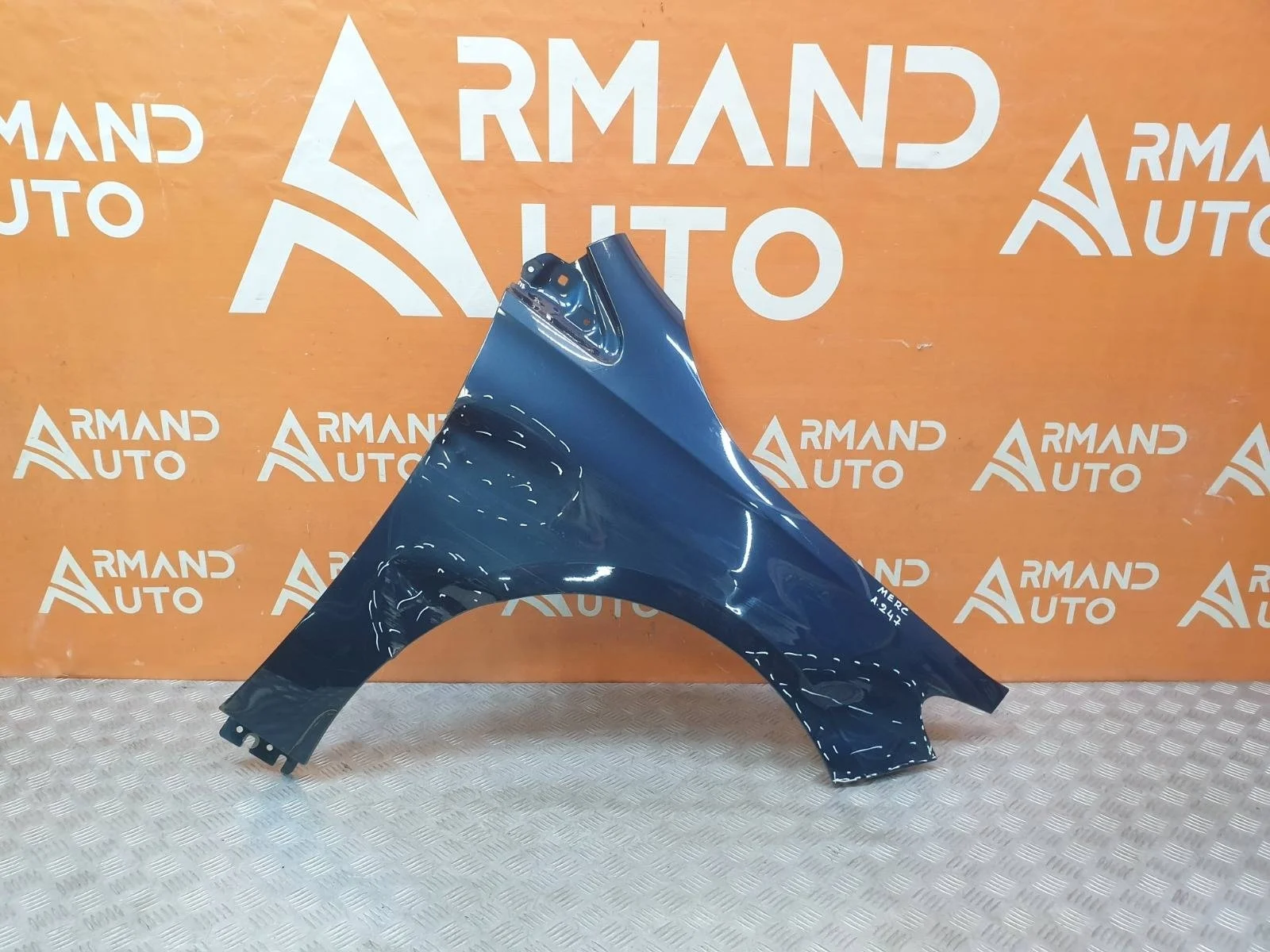 Крыло Mercedes B-Class 2018-нв W247