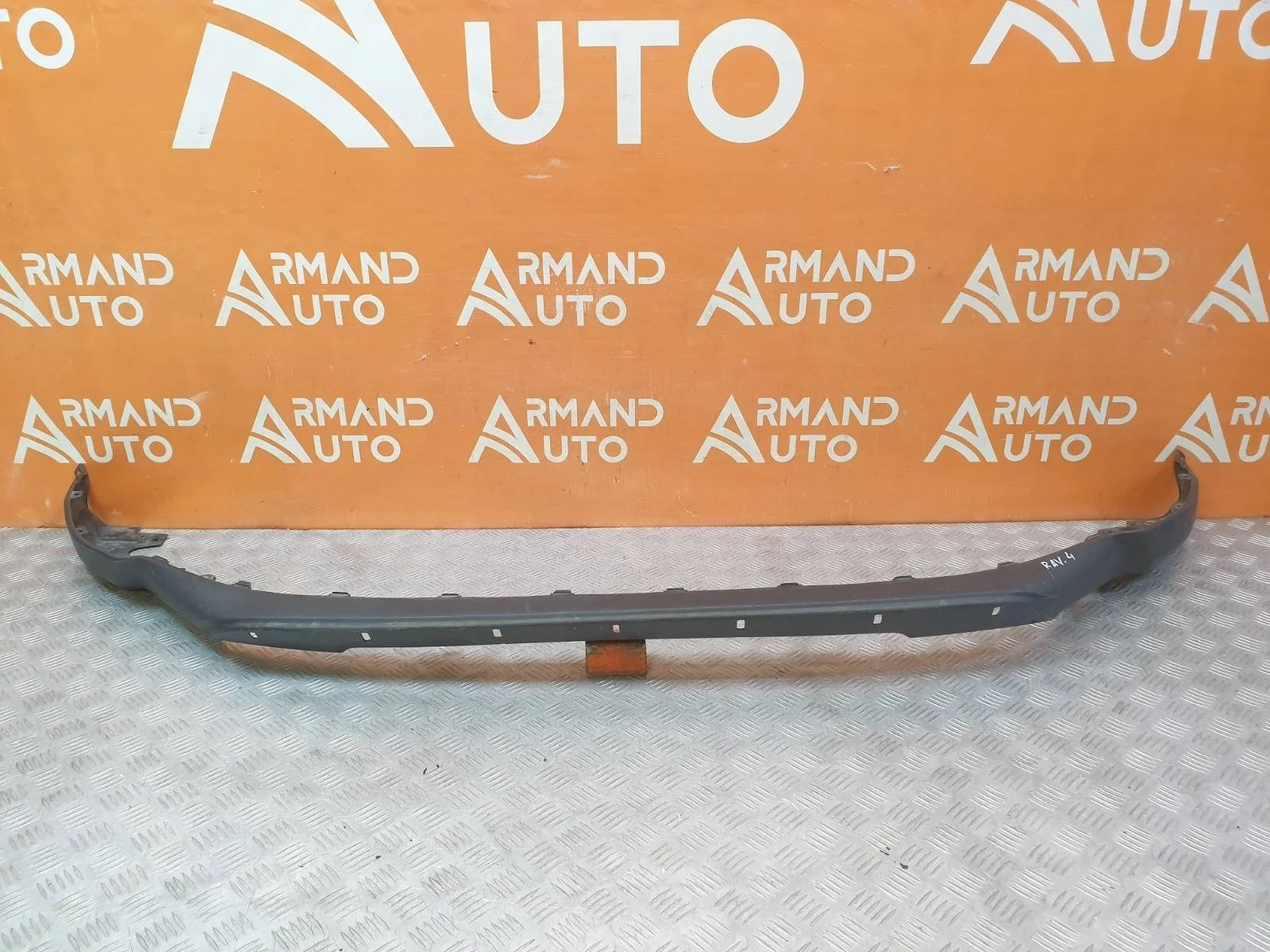 Юбка бампера Toyota RAV4 2015-2019 CA40