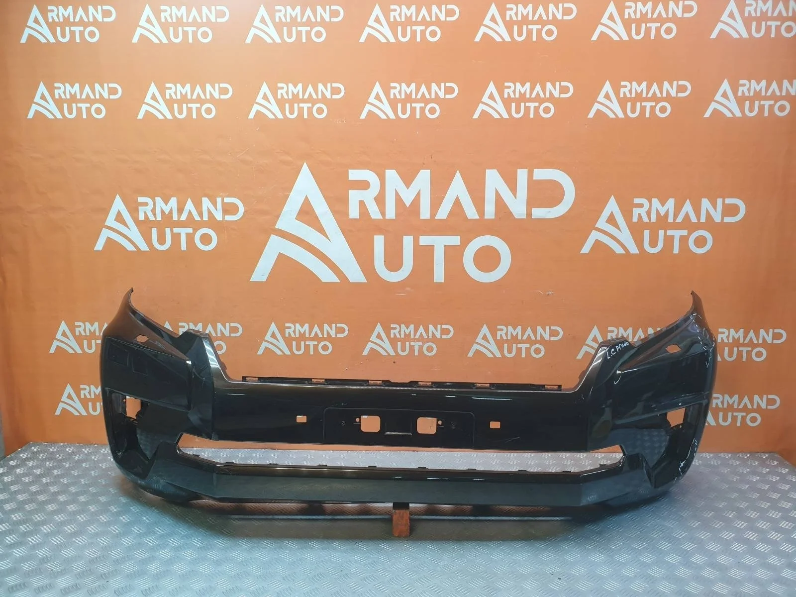 Бампер Toyota Land Cruiser Prado 2017-нв 150