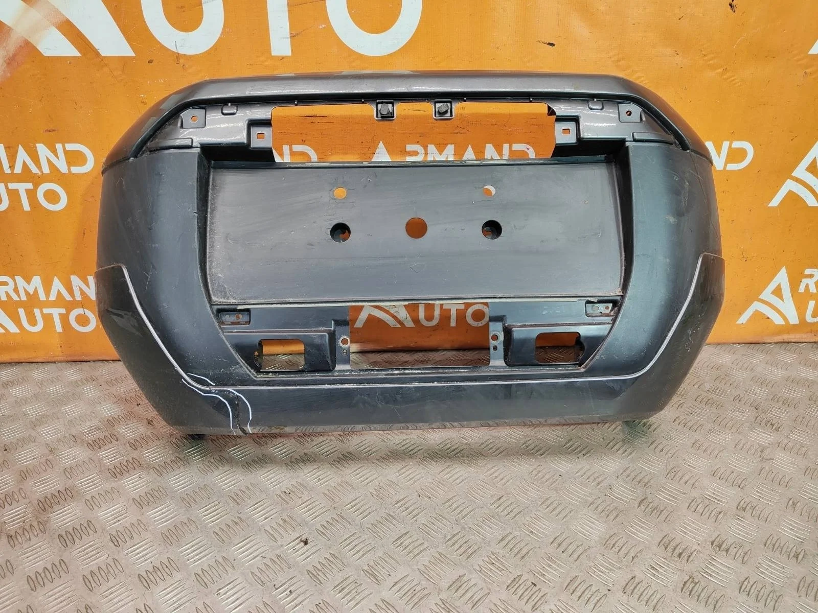 Кожух запасного колеса Mitsubishi Pajero 2014-нв