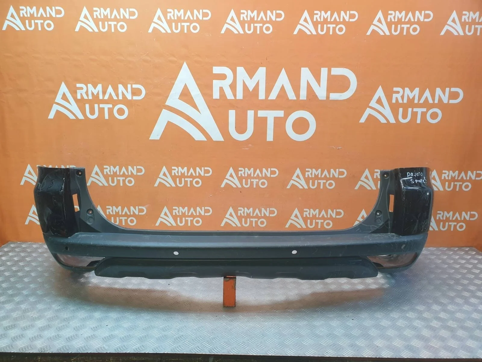 Бампер Mitsubishi Pajero Sport 2008-2016