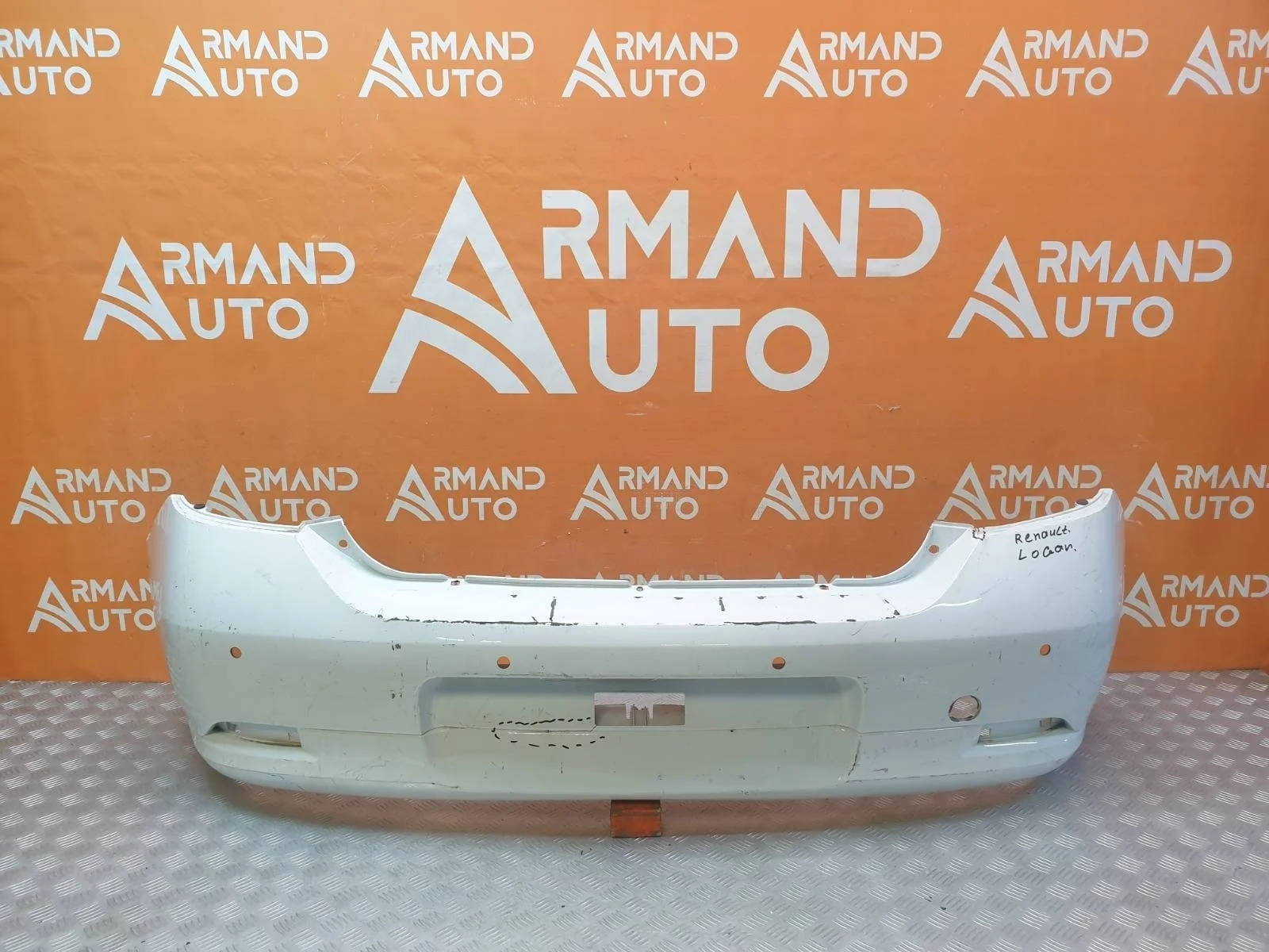 Бампер Renault Logan 2012-2022