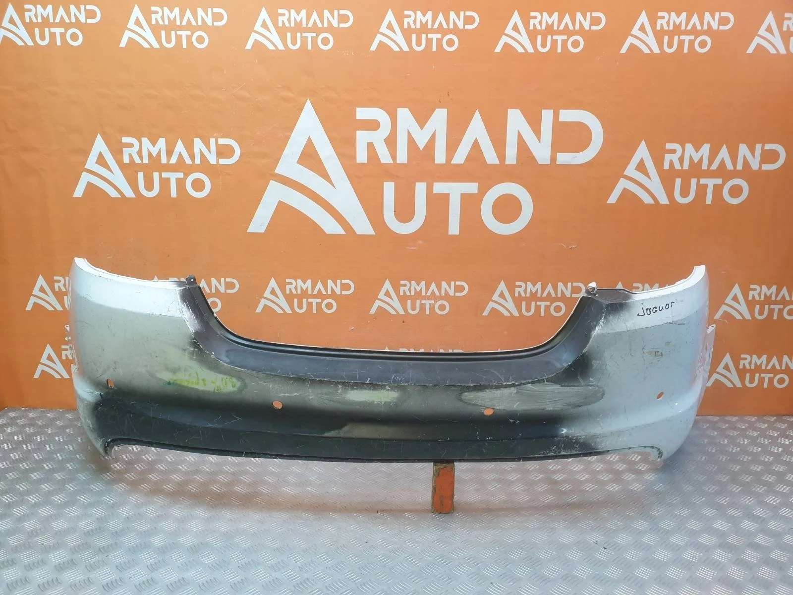 Бампер Jaguar XF 2007-2011